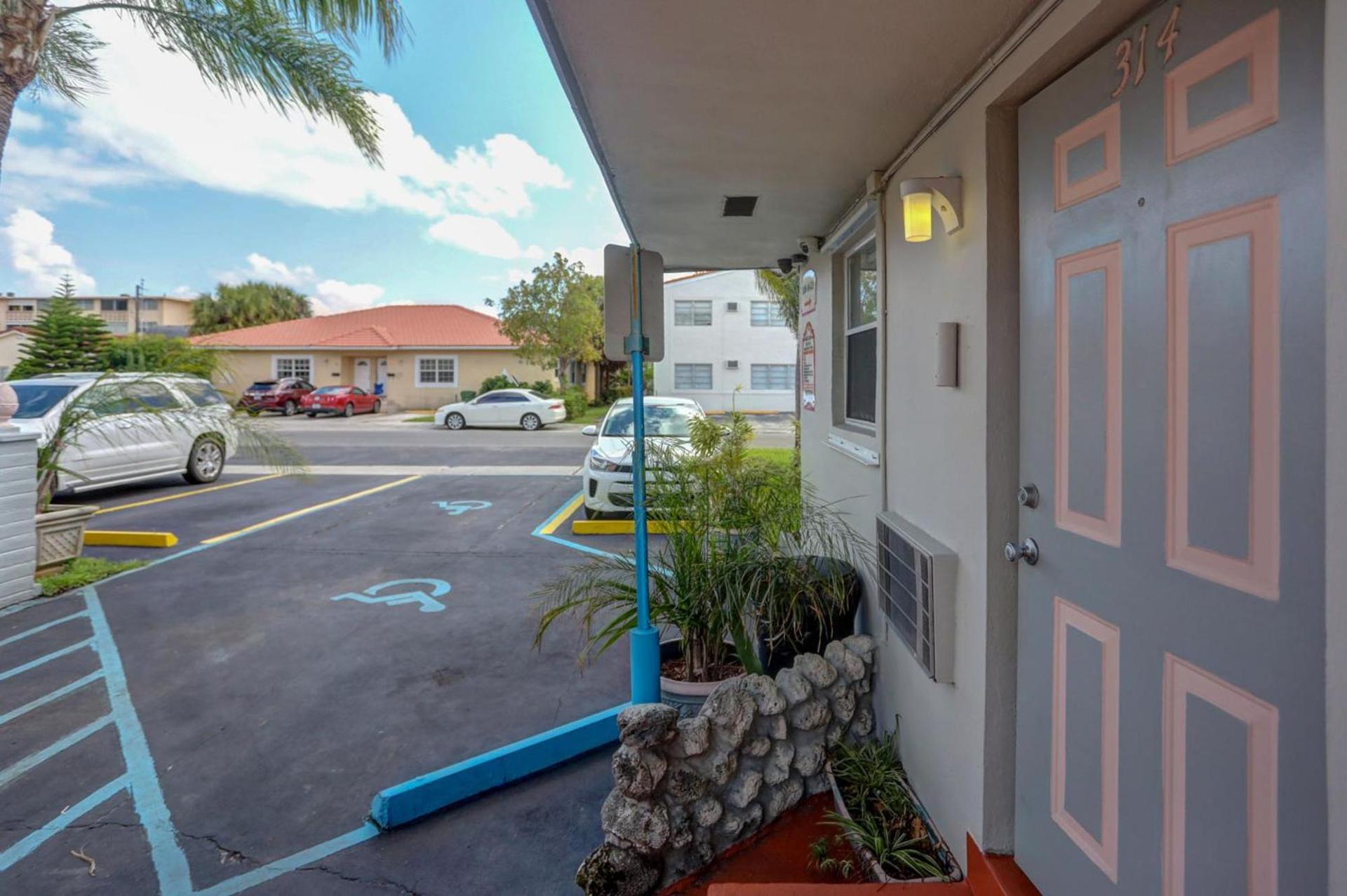 Richard's Motel Extended Stay photo 53