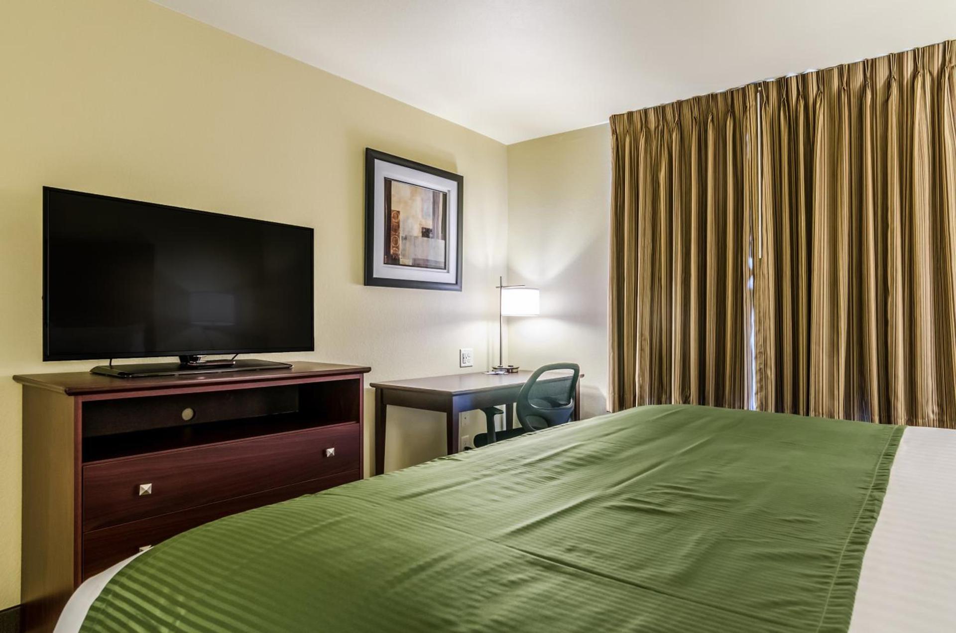 Cobblestone Inn & Suites - Ord photo 9