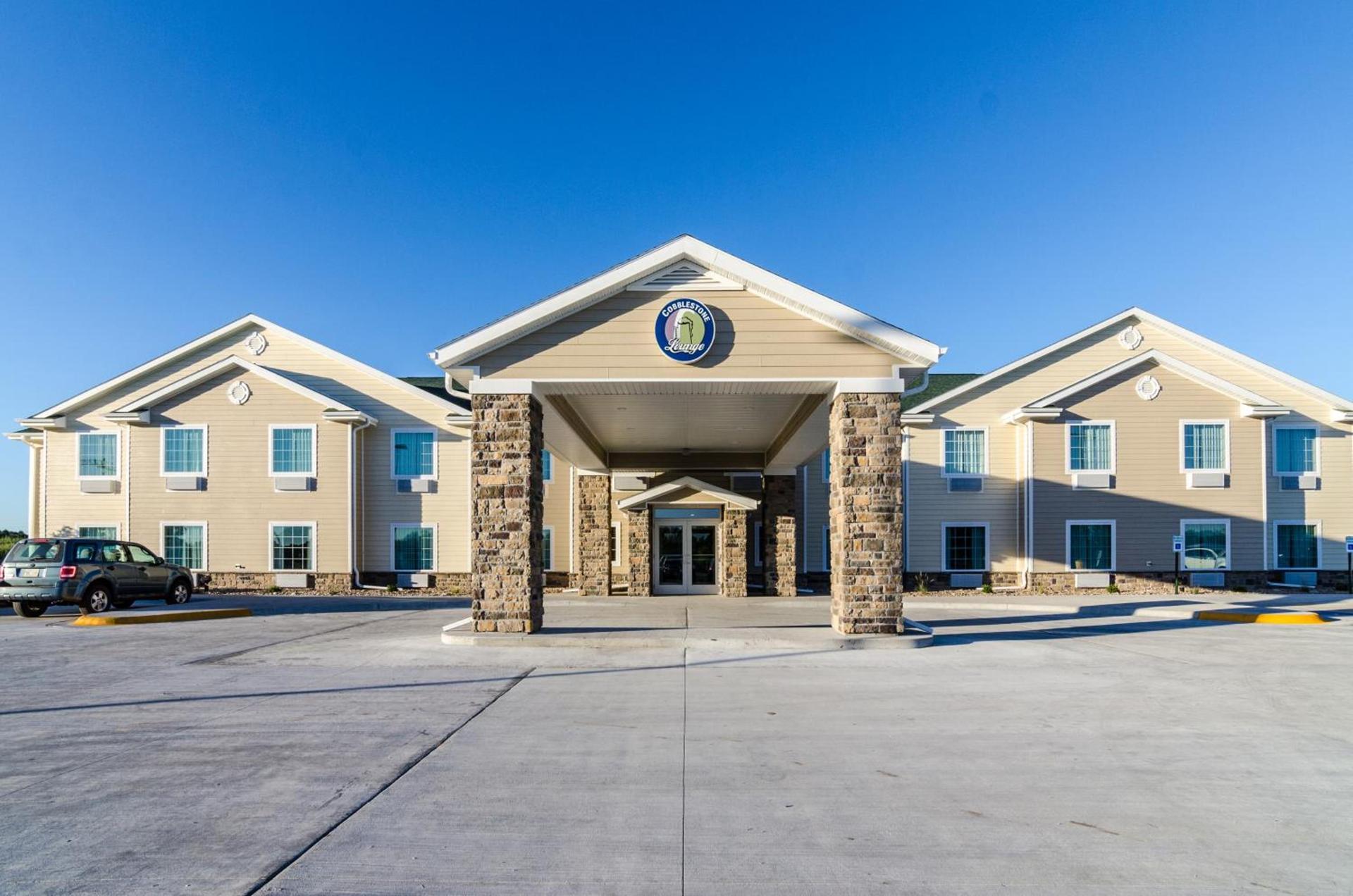 Cobblestone Inn & Suites - Ord photo 1