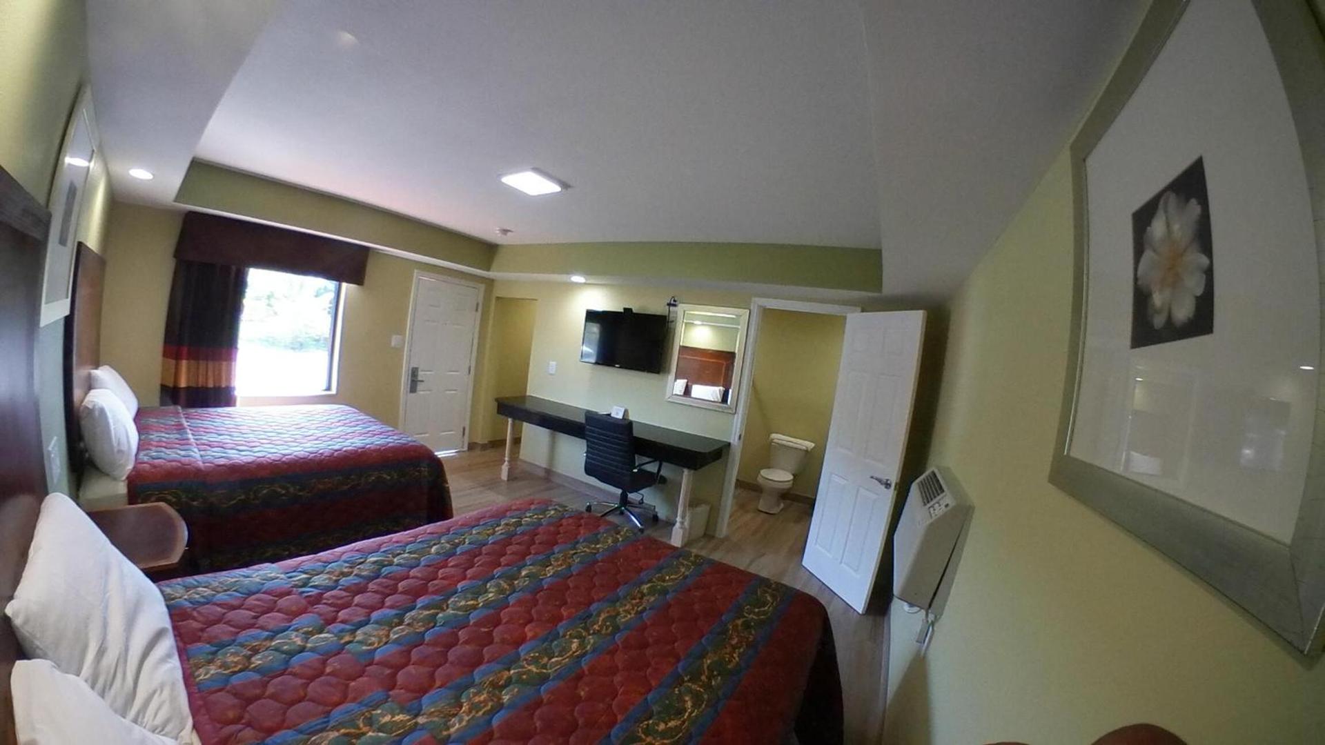 Travel Inn of Riviera Beach photo 23