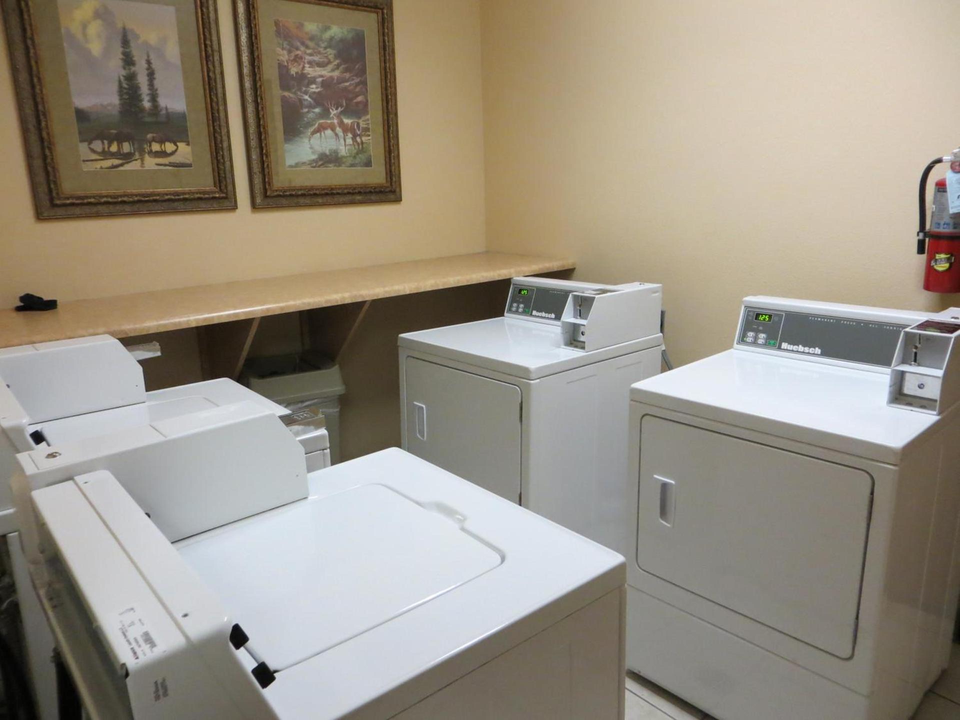 Hawthorn Suites Las Vegas photo 29