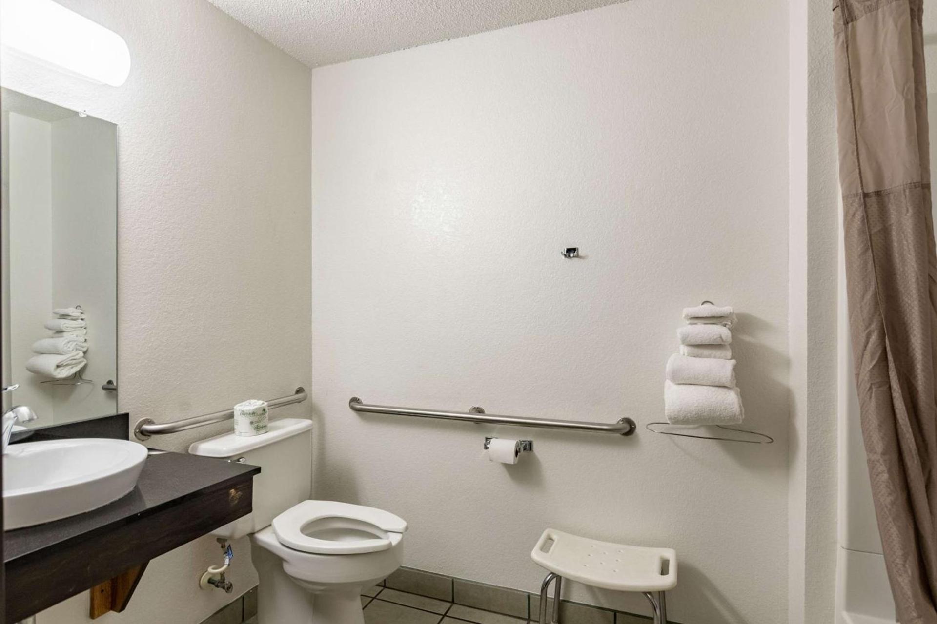 The Reserve Inn photo 20