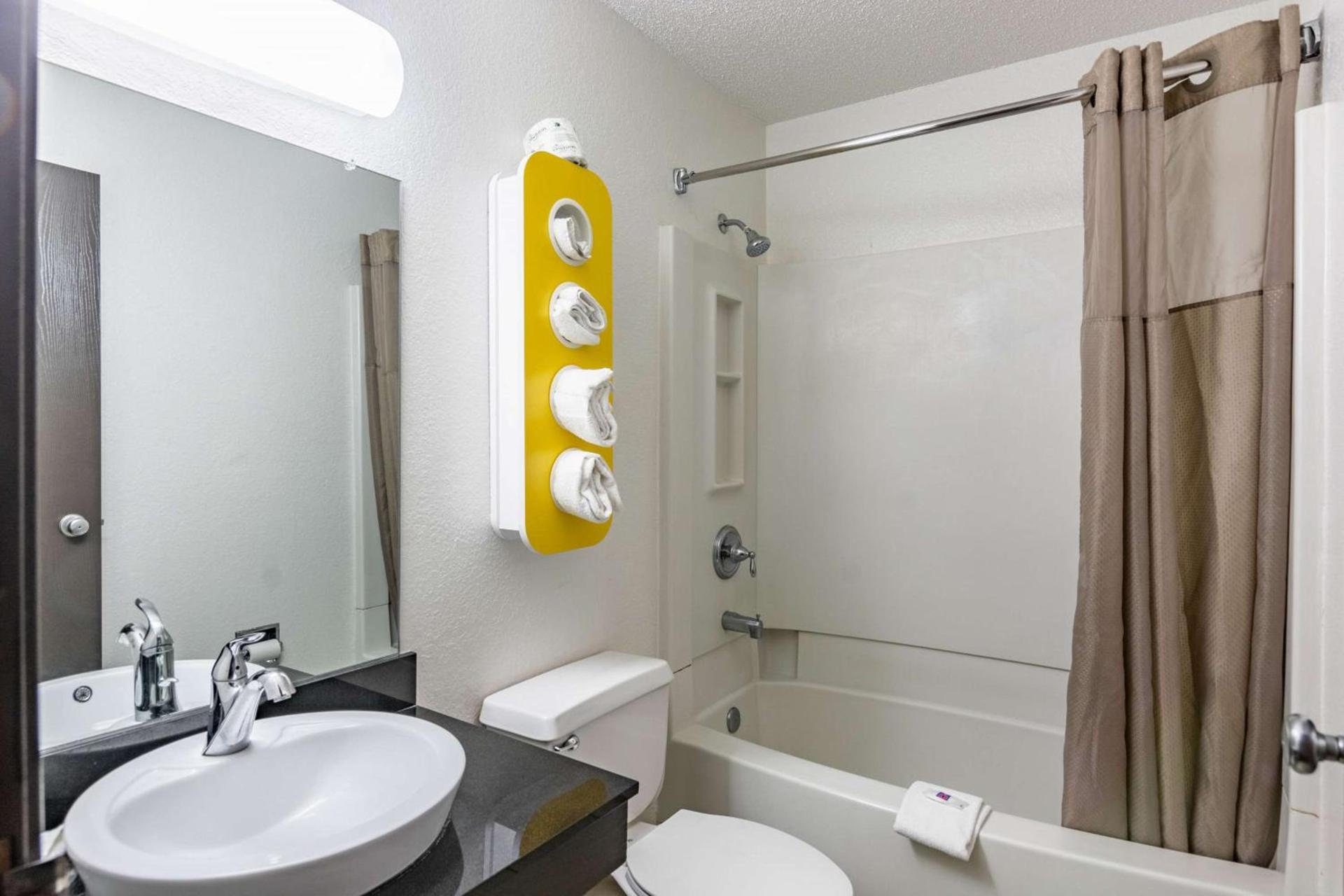 The Reserve Inn photo 18