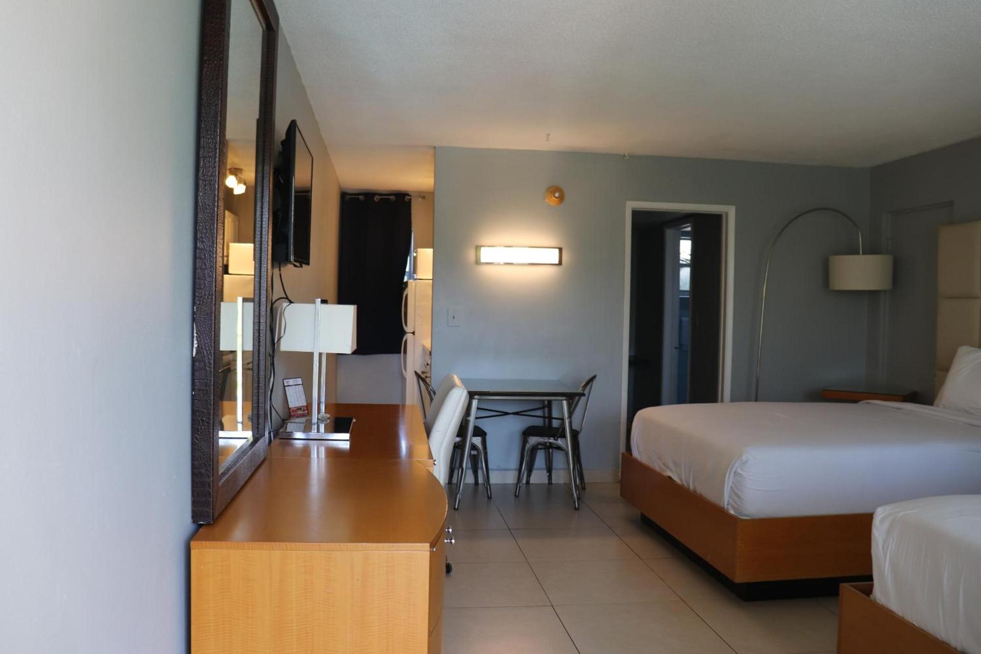 Ocean Mile Hotel photo 16