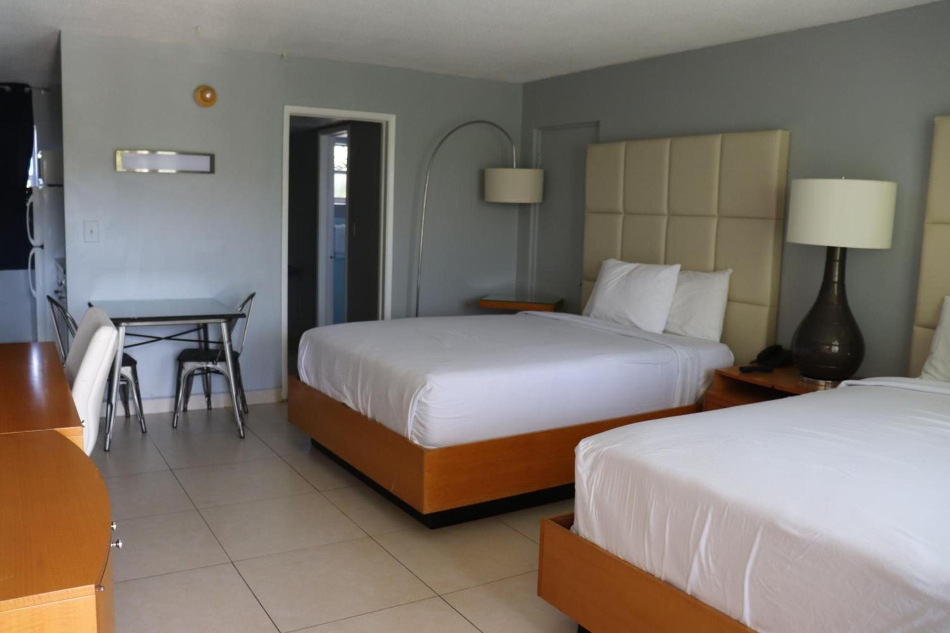 Ocean Mile Hotel photo 22