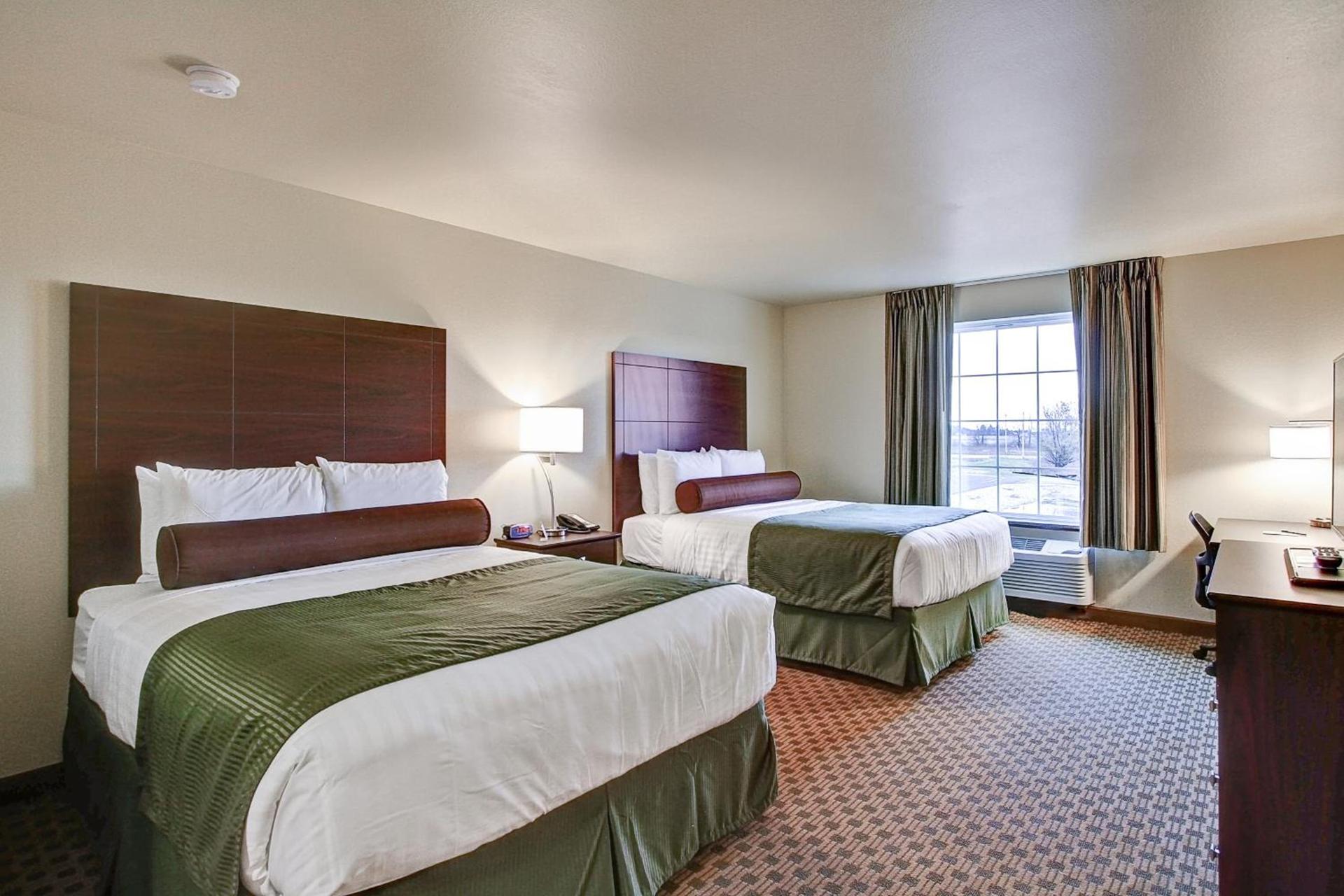 Castle Rock Inn & Suites - Quinter photo 26