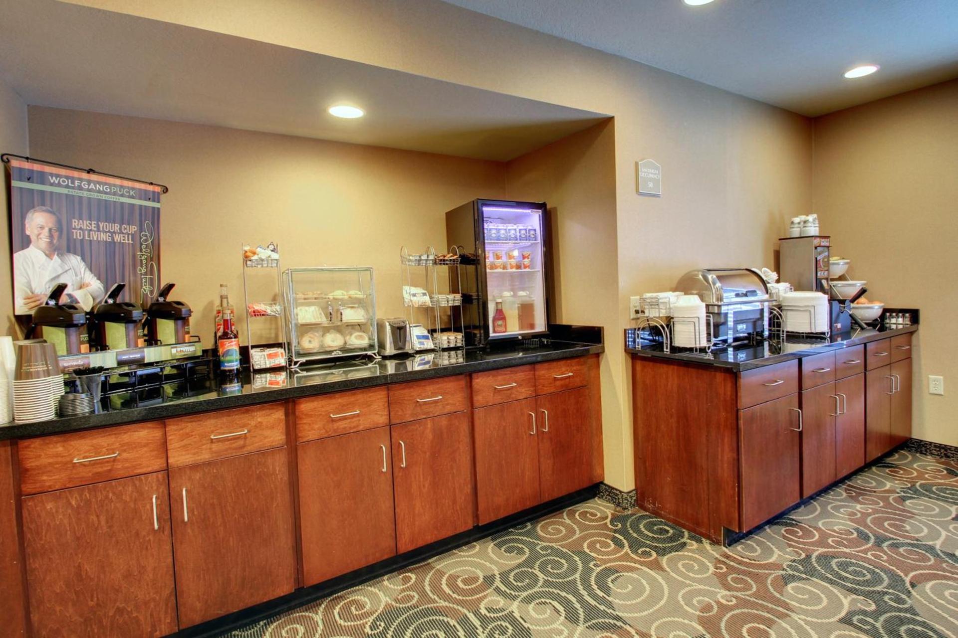 Cobblestone Inn & Suites - Rugby photo 18