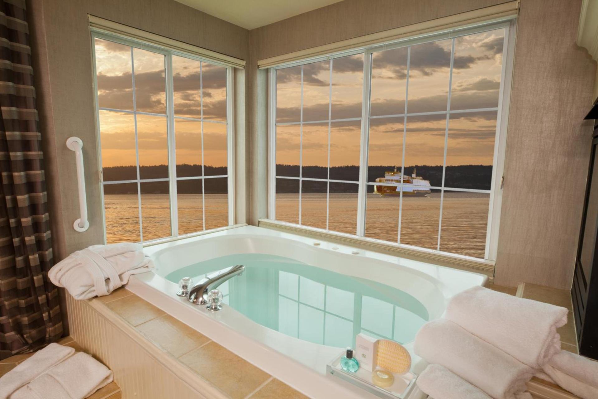 Silver Cloud Hotel - Mukilteo Waterfront photo 20