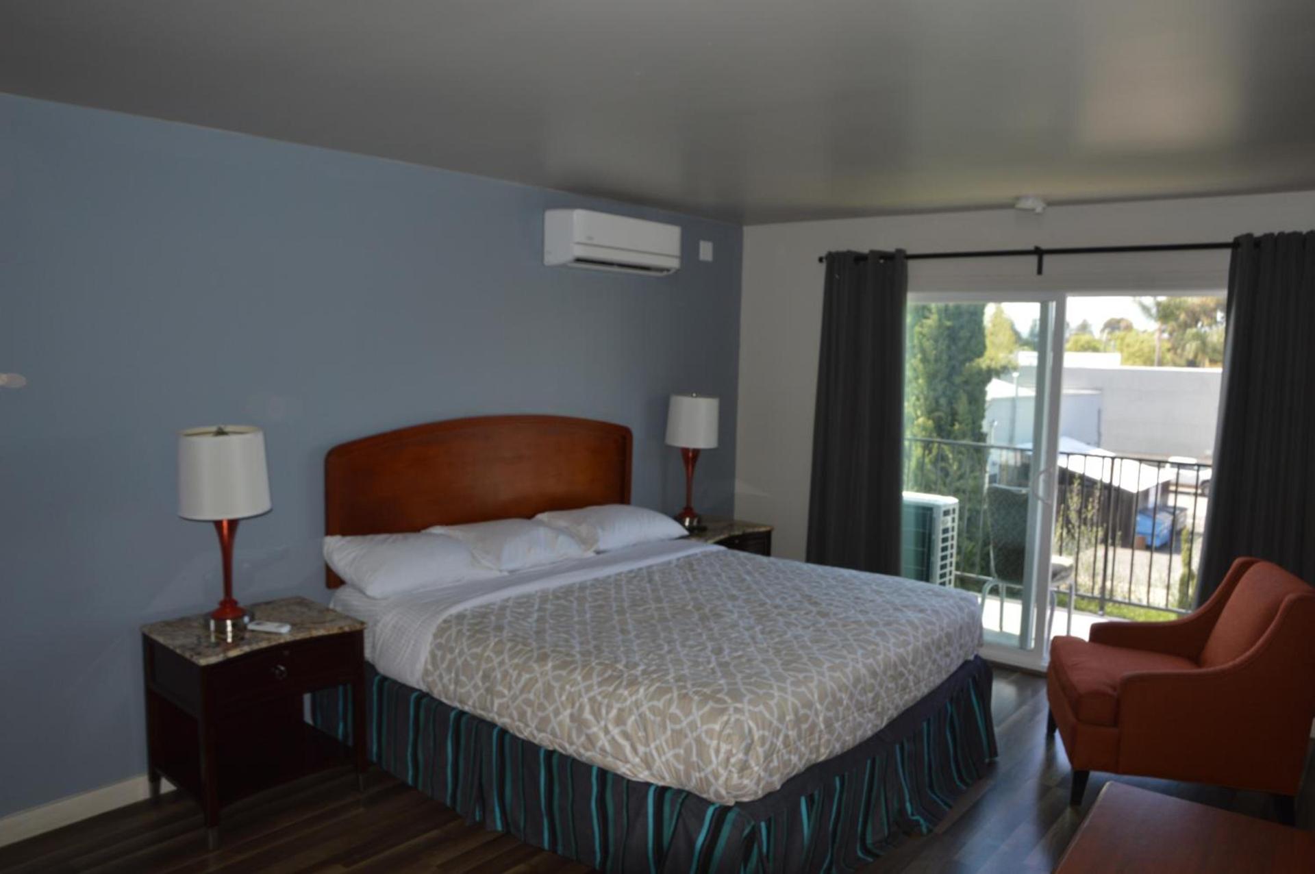Glass Slipper Inn - Stanford Palo Alto photo 13