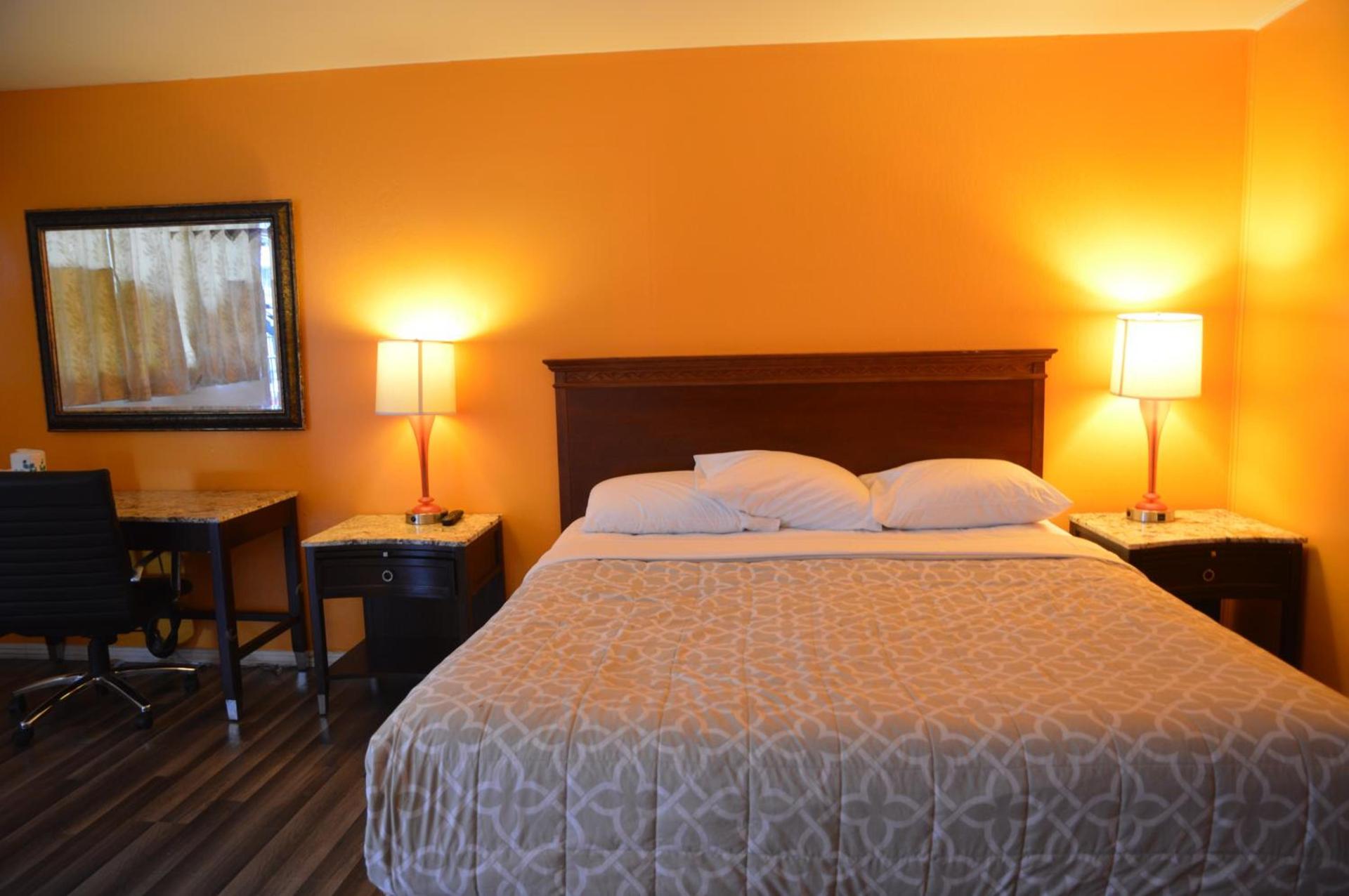 Glass Slipper Inn - Stanford Palo Alto photo 6