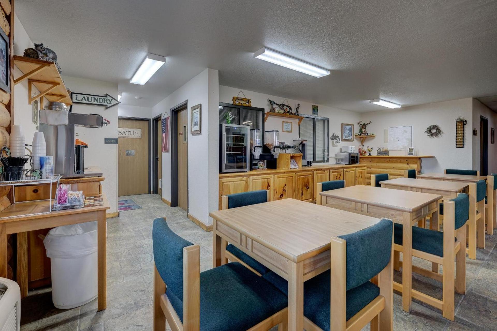 Booneslick Lodge - Neosho photo 24
