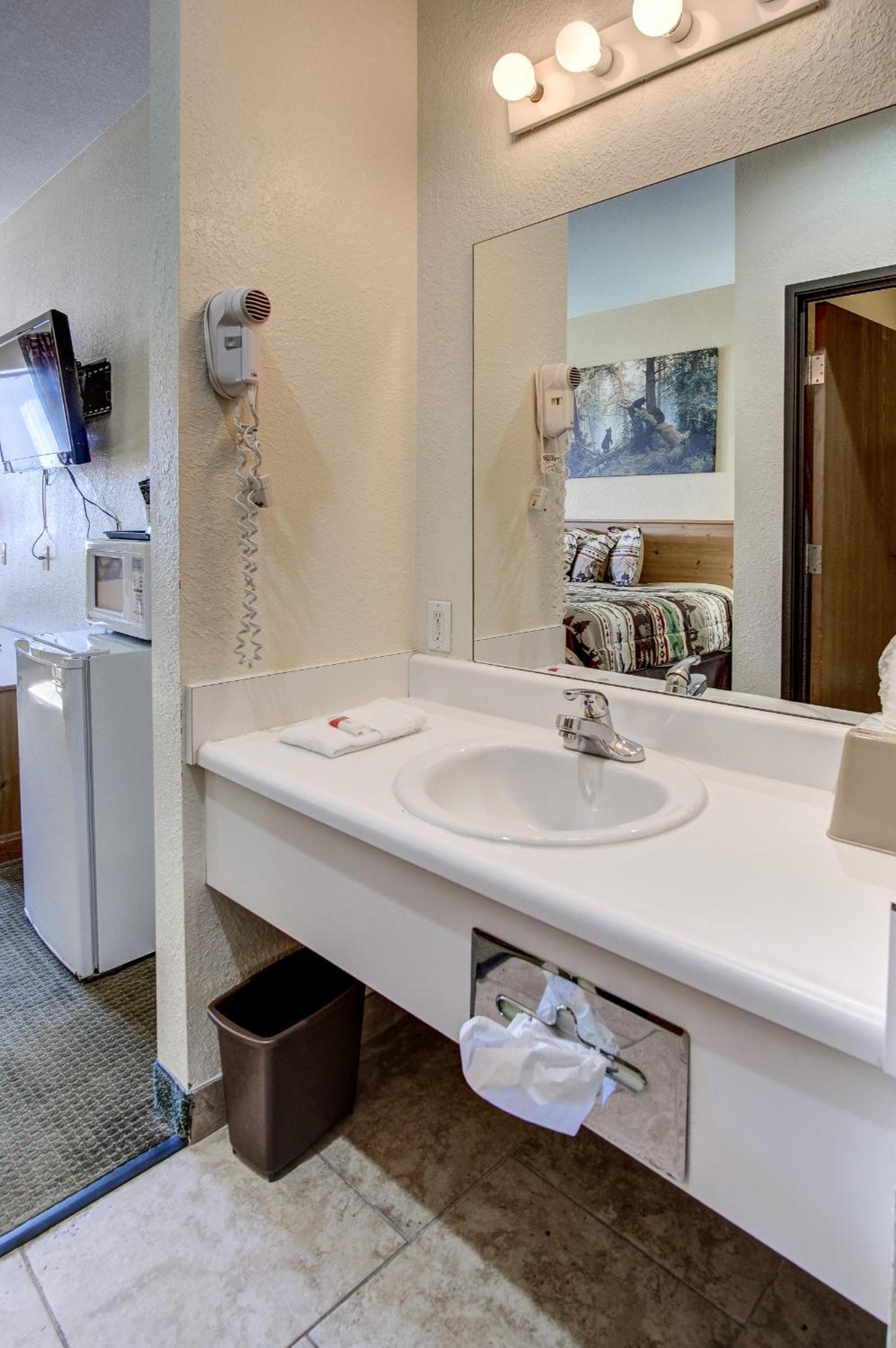 Booneslick Lodge - Neosho photo 10