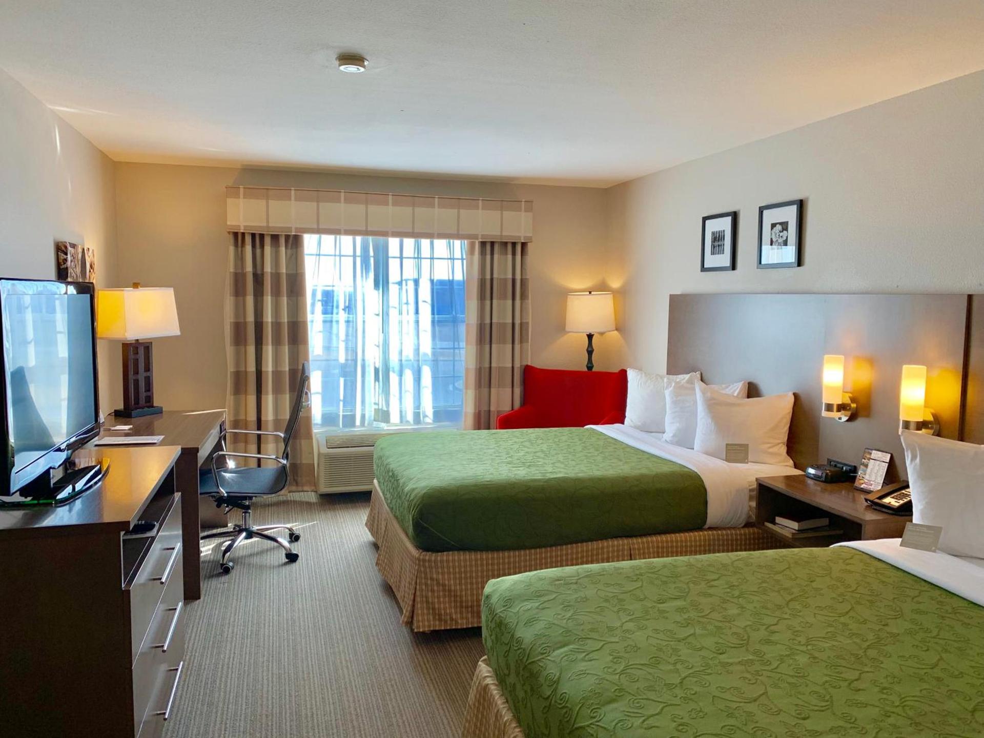 Country Inn & Suites by Radisson Kenosha - Pleasant Prairie photo 29