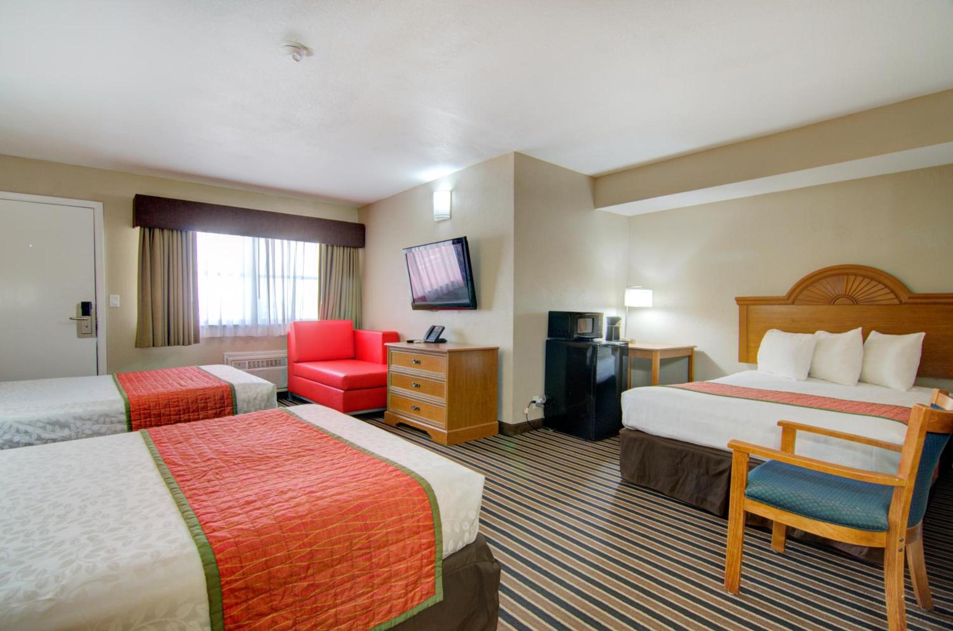 Westbridge Inn & Suites photo 55