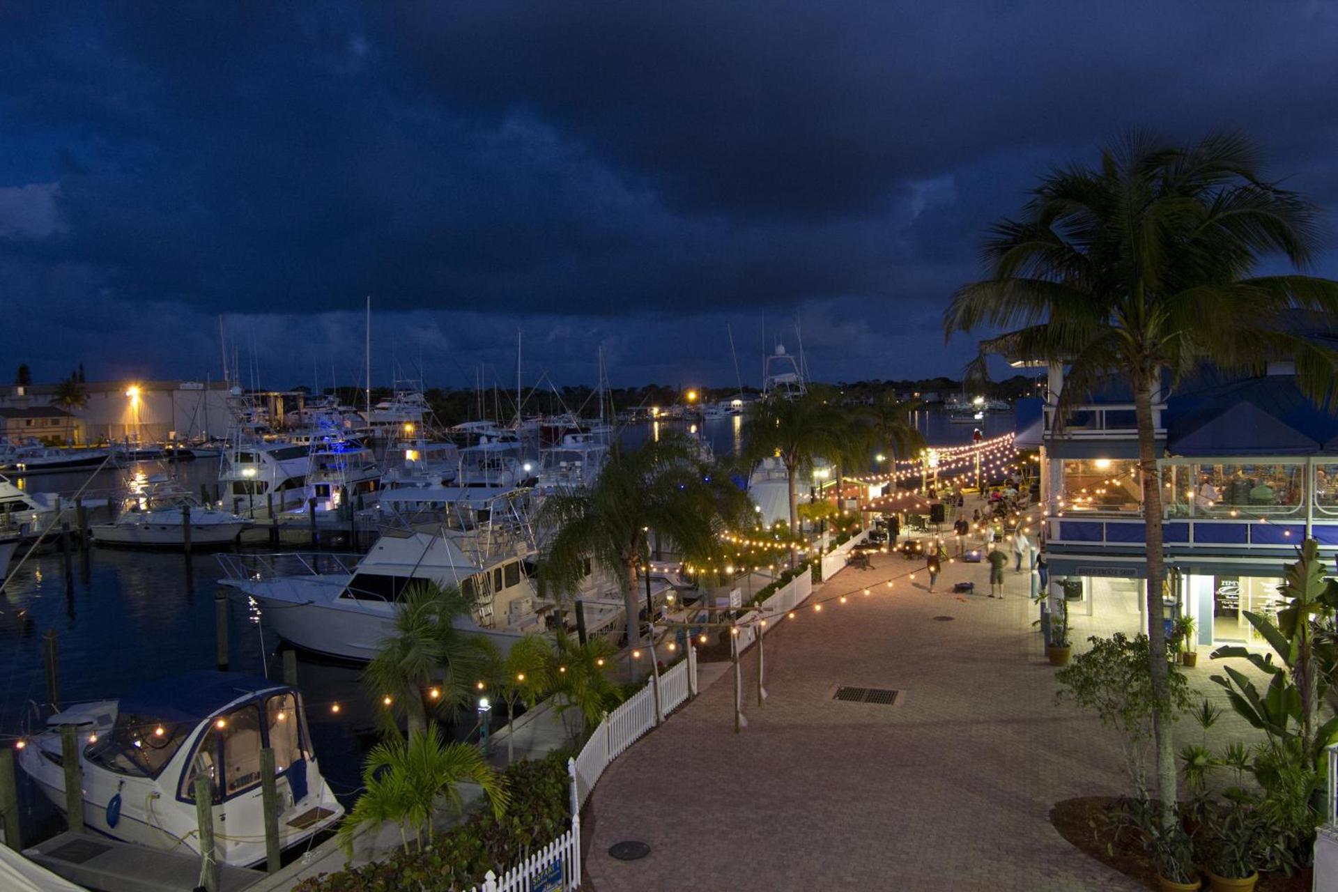 Pirate's Cove Resort and Marina - Stuart photo 9