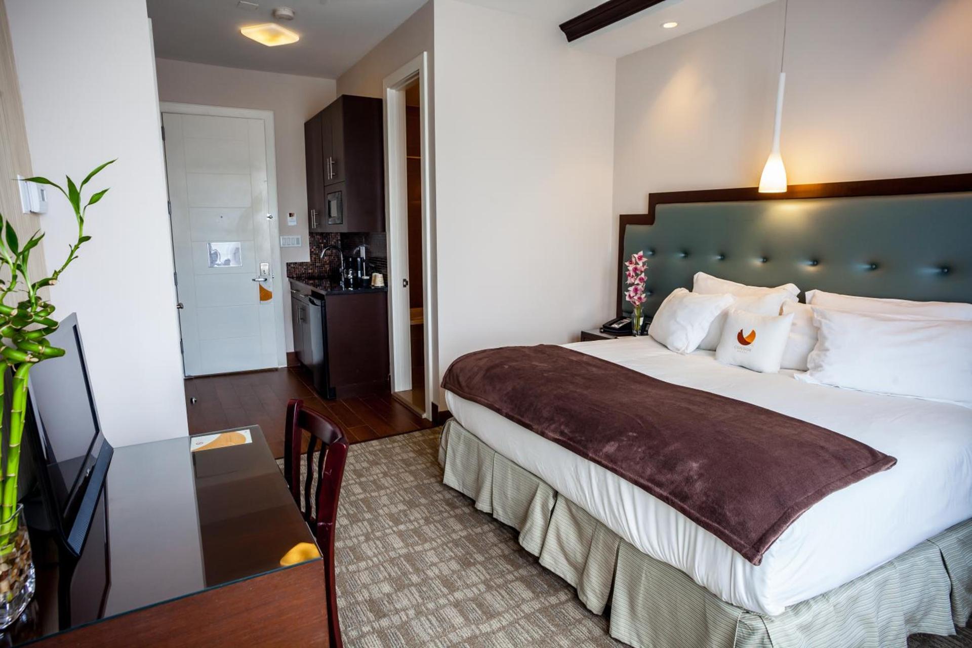 Aura Hotel Brooklyn photo 21