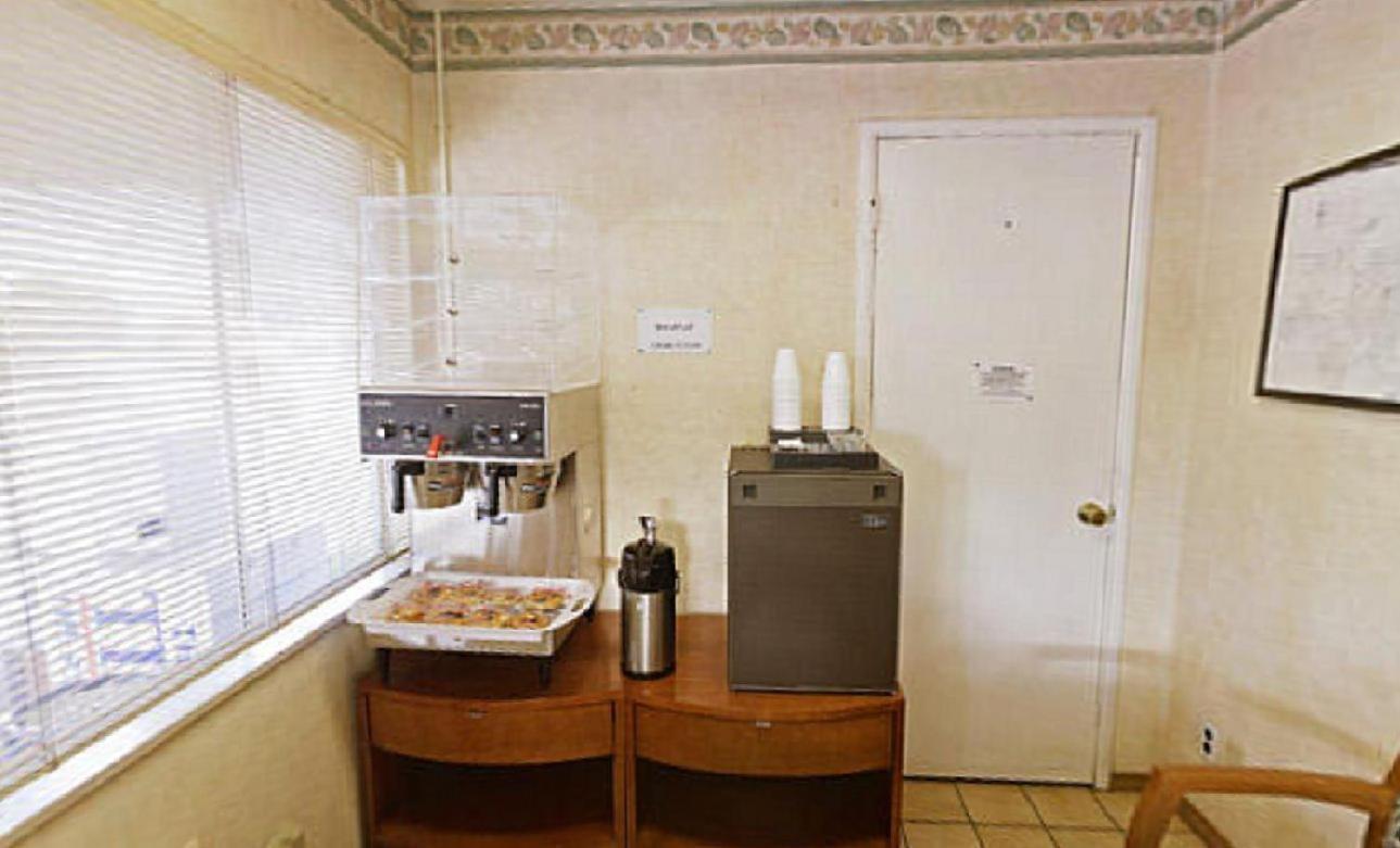 Americas Best Value Inn - Livermore photo 10