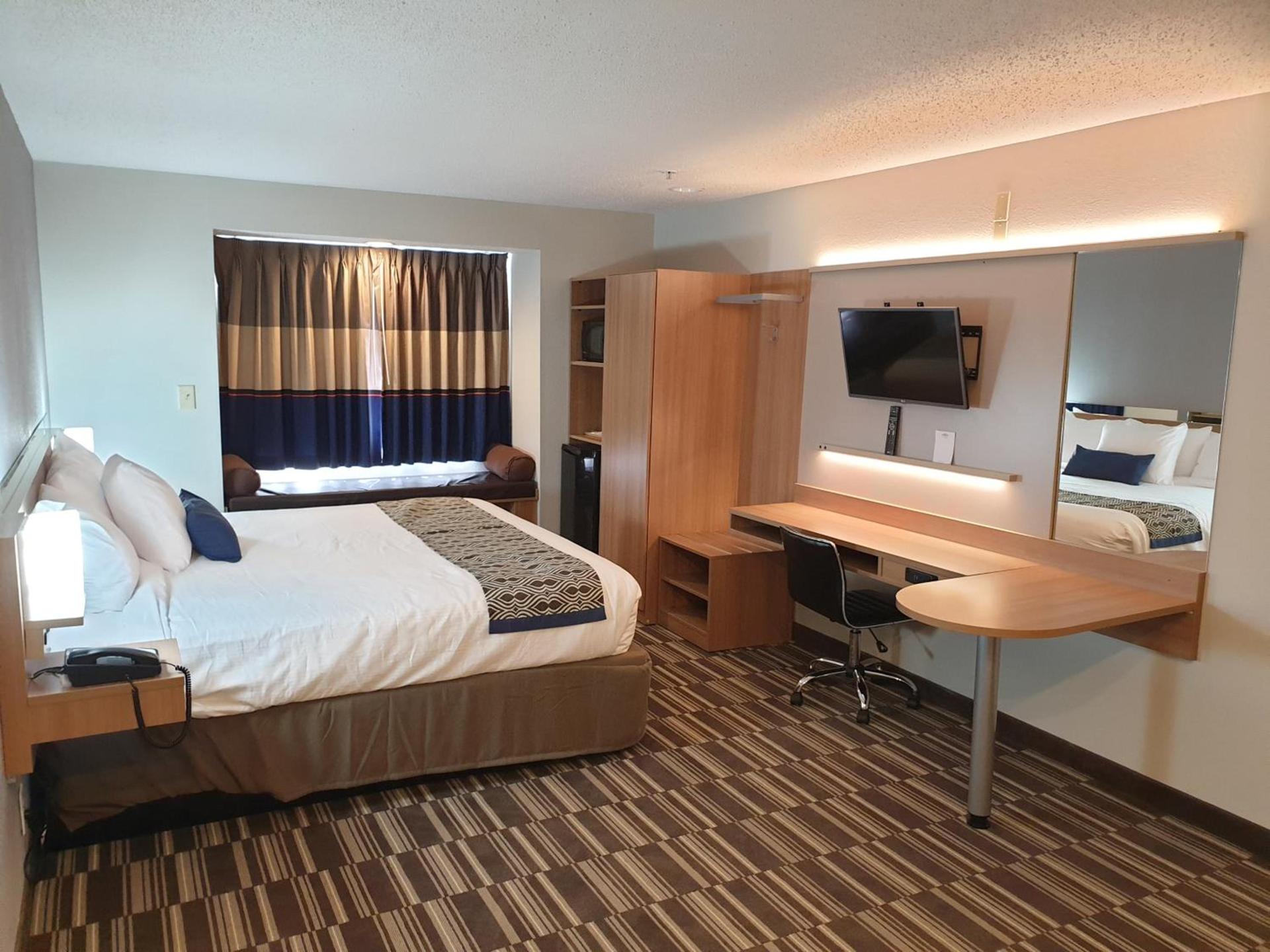 Microtel Inn & Suites by Wyndham Augusta/Riverwatch photo 27