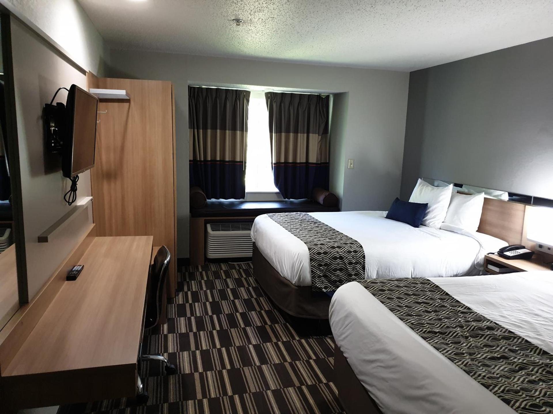 Microtel Inn & Suites by Wyndham Augusta/Riverwatch photo 15