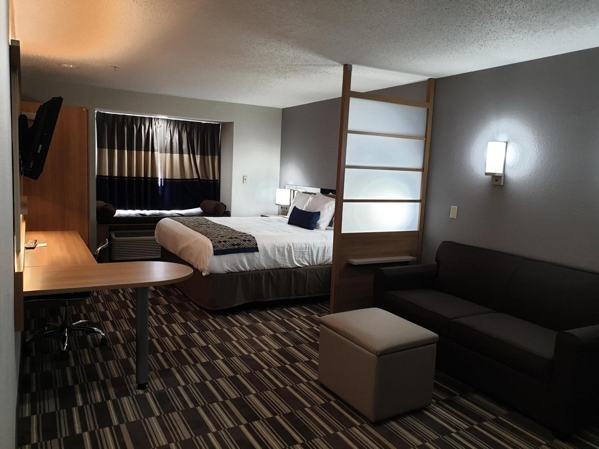 Microtel Inn & Suites by Wyndham Augusta/Riverwatch photo 16