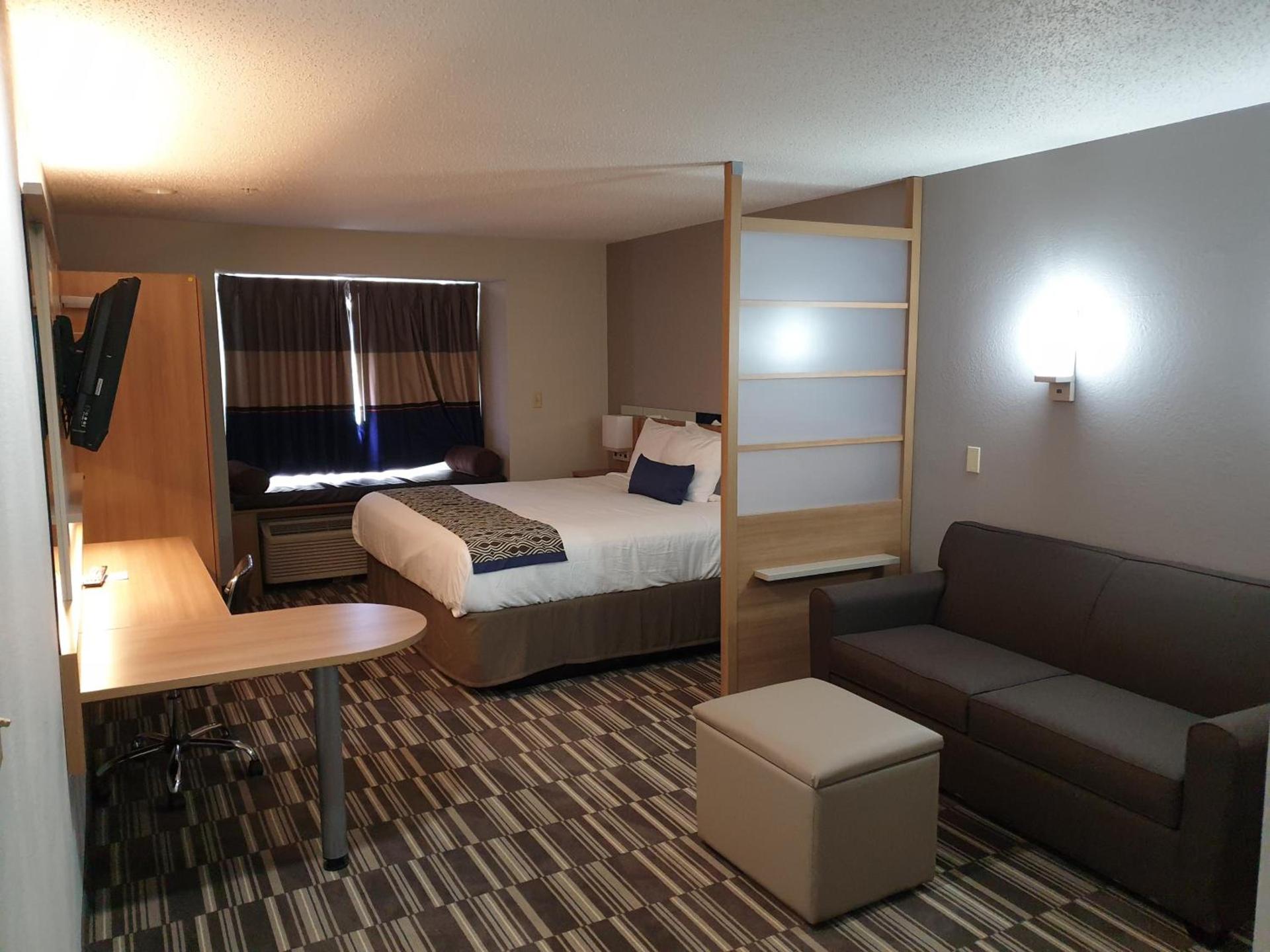 Microtel Inn & Suites by Wyndham Augusta/Riverwatch photo 17