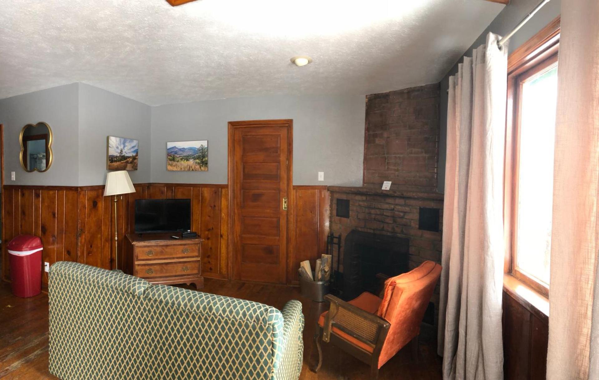 Stone Mountain Lodge photo 19