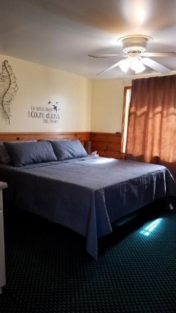 Stone Mountain Lodge photo 1