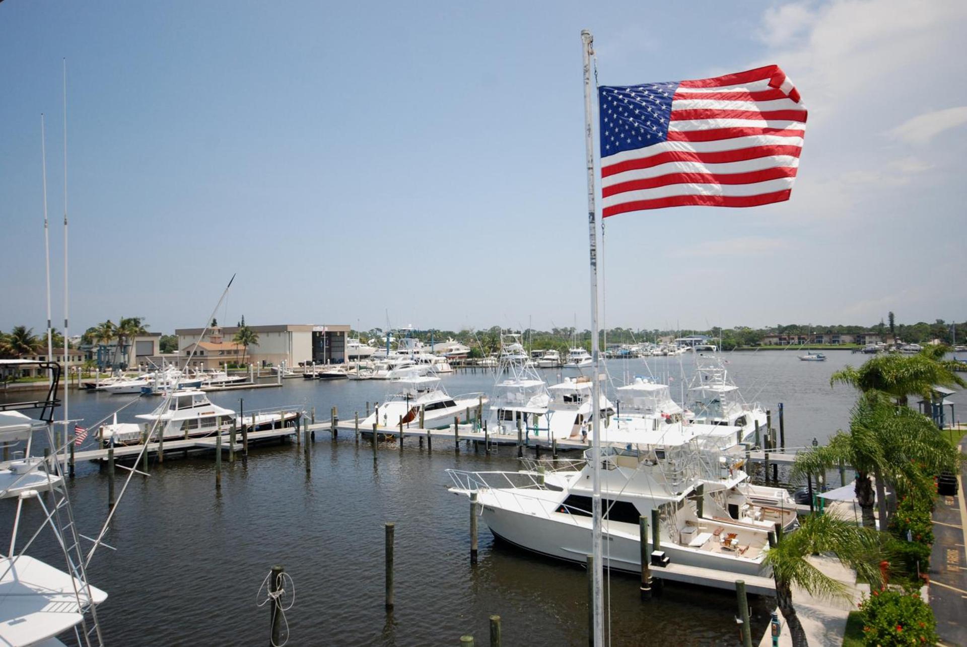 Pirate's Cove Resort and Marina - Stuart photo 12