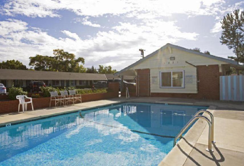 Americas Best Value Inn - Livermore photo 6