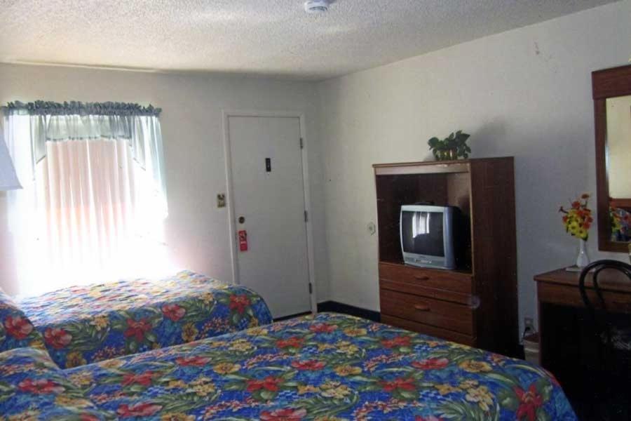 Color Country Motel photo 8