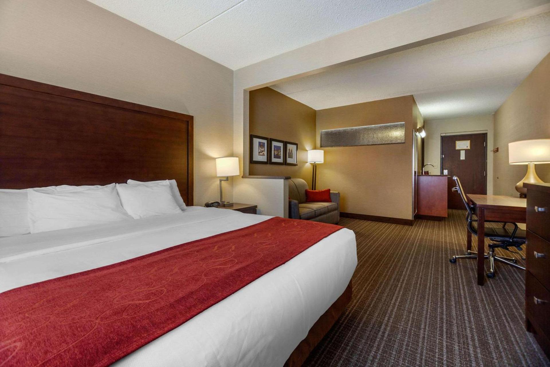 Comfort Suites Green Bay West photo 37