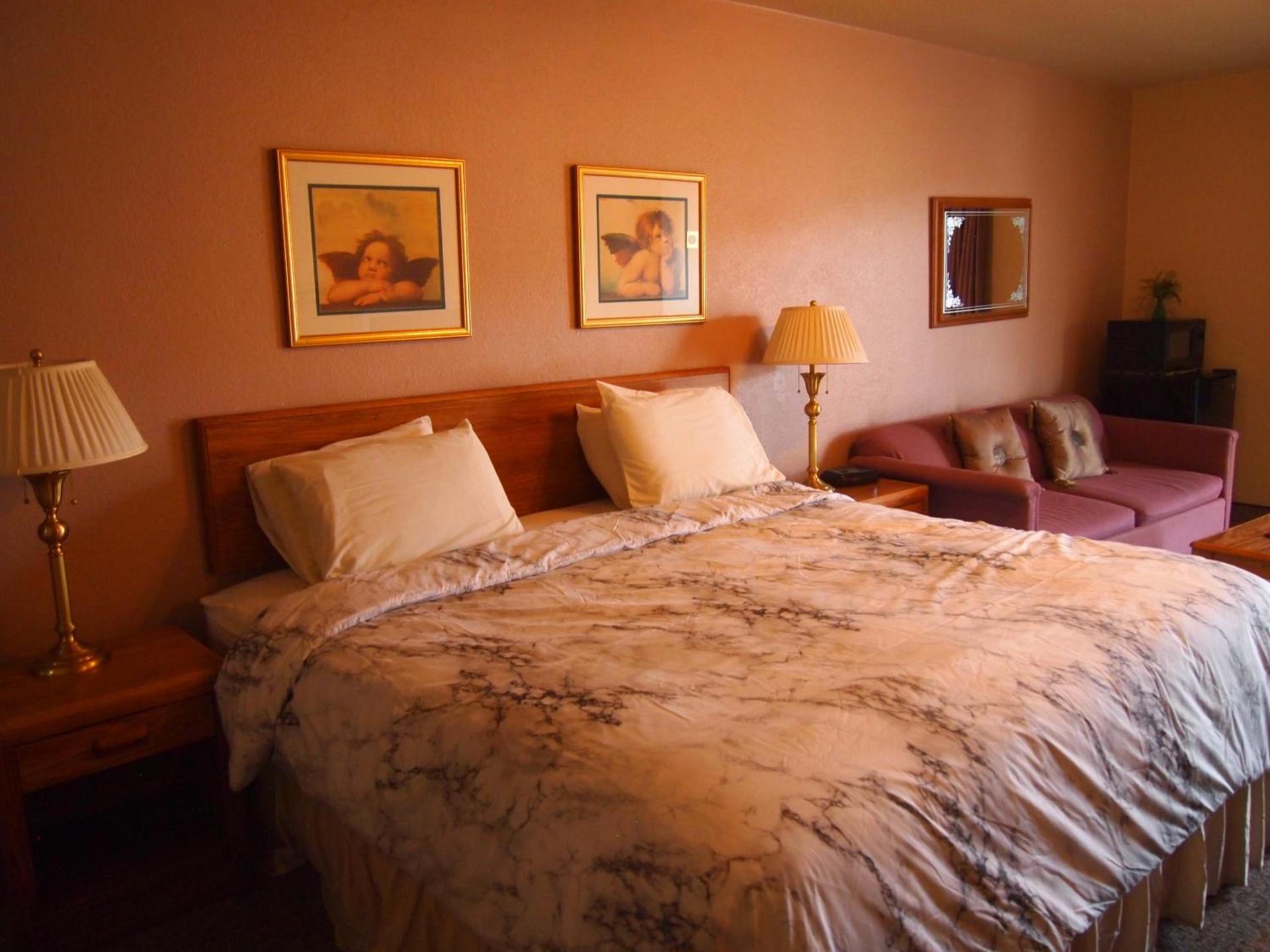 Eagle Motel photo 40