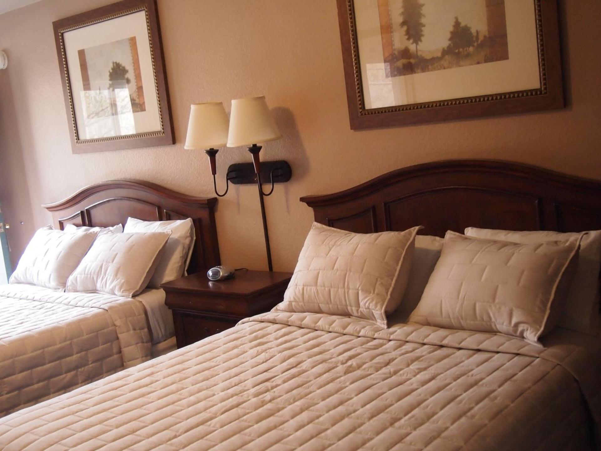 Eagle Motel photo 31
