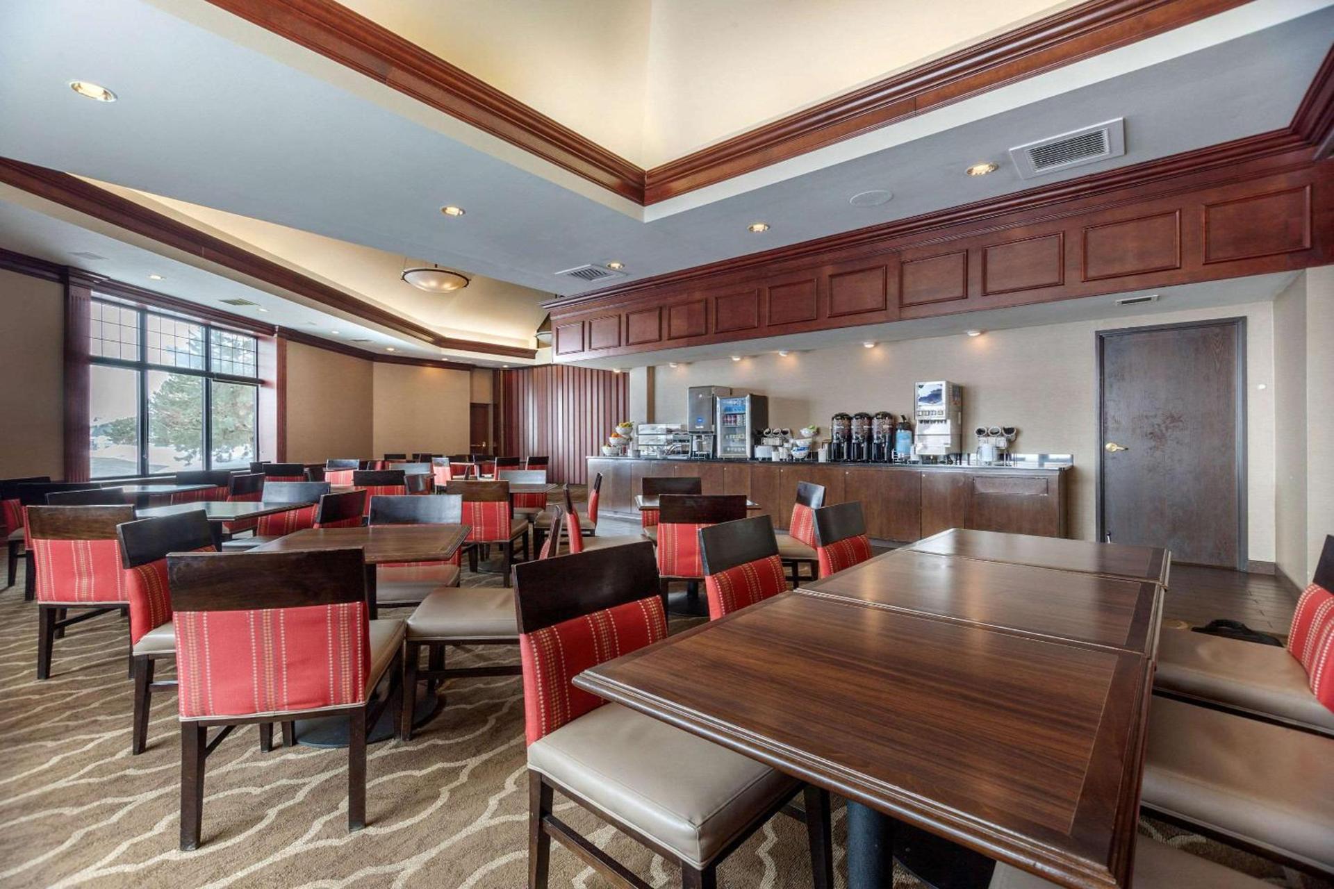 Comfort Suites Green Bay West photo 30