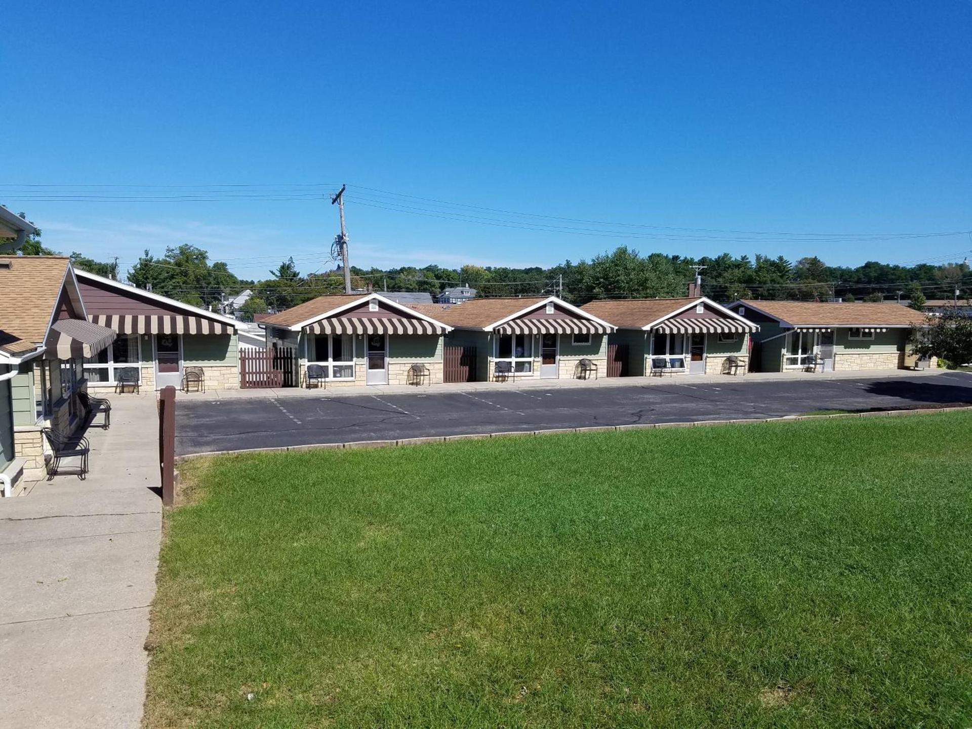 Black Hawk Motel & Suites photo 8