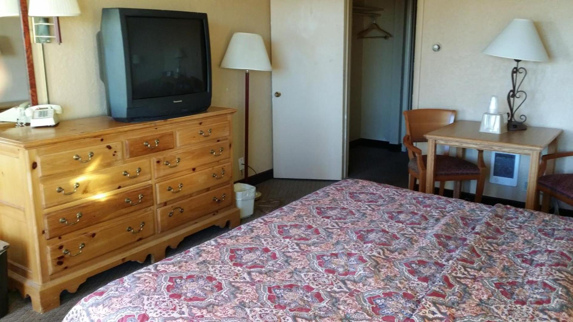 Western Ridge Motel photo 5