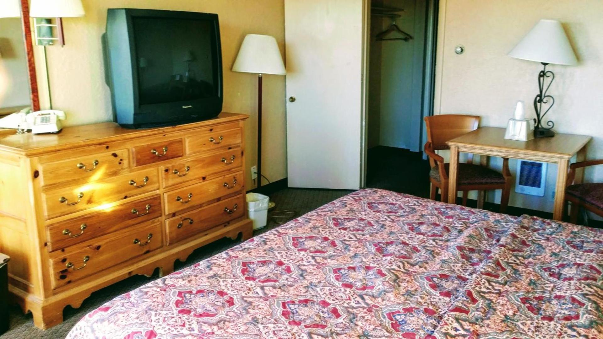 Western Ridge Motel photo 6