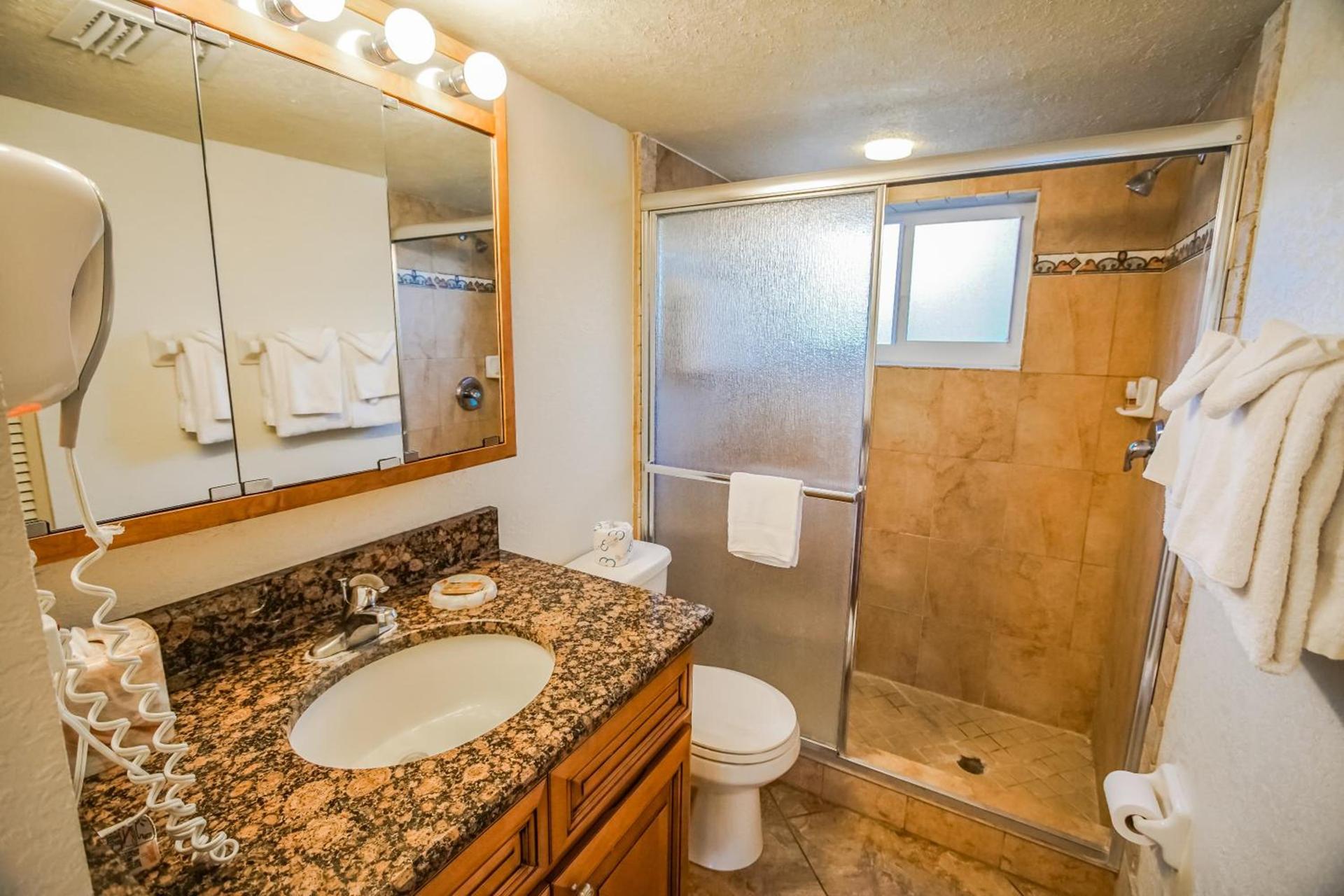 Coral Reef Resort photo 22