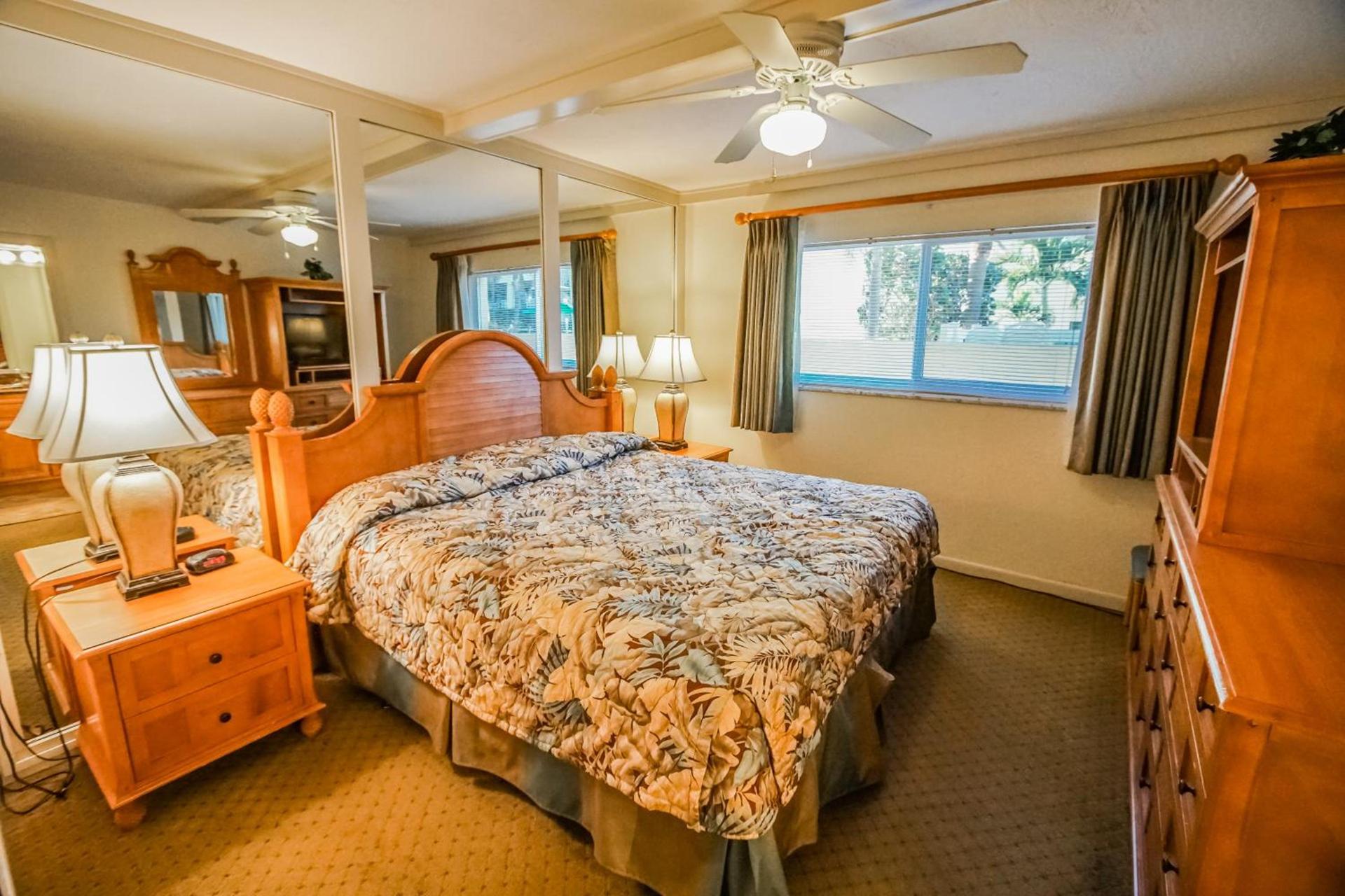 Coral Reef Resort photo 19