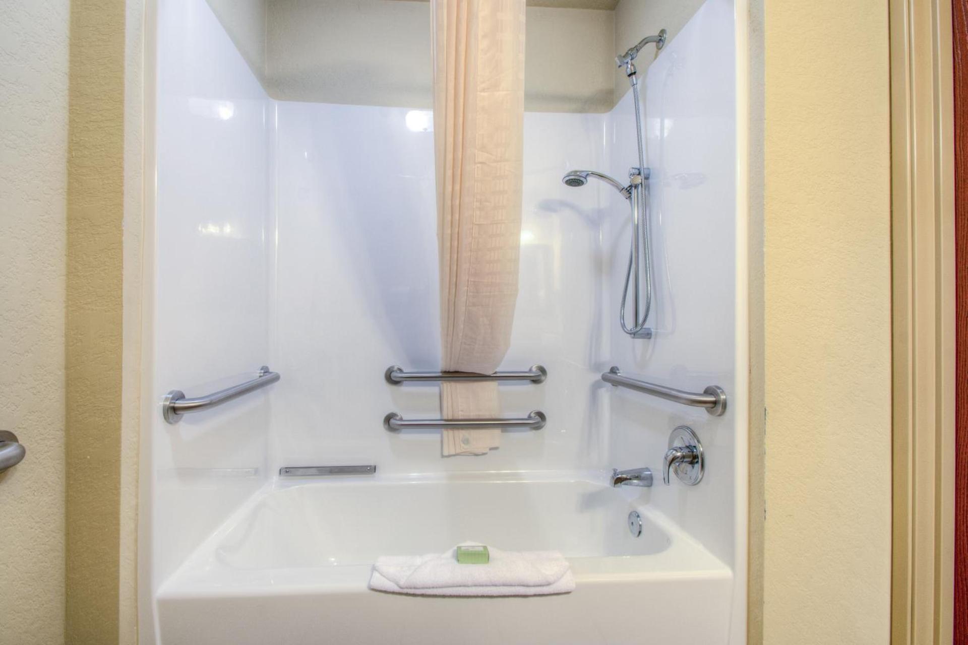 Cobblestone Inn & Suites - Wray photo 7