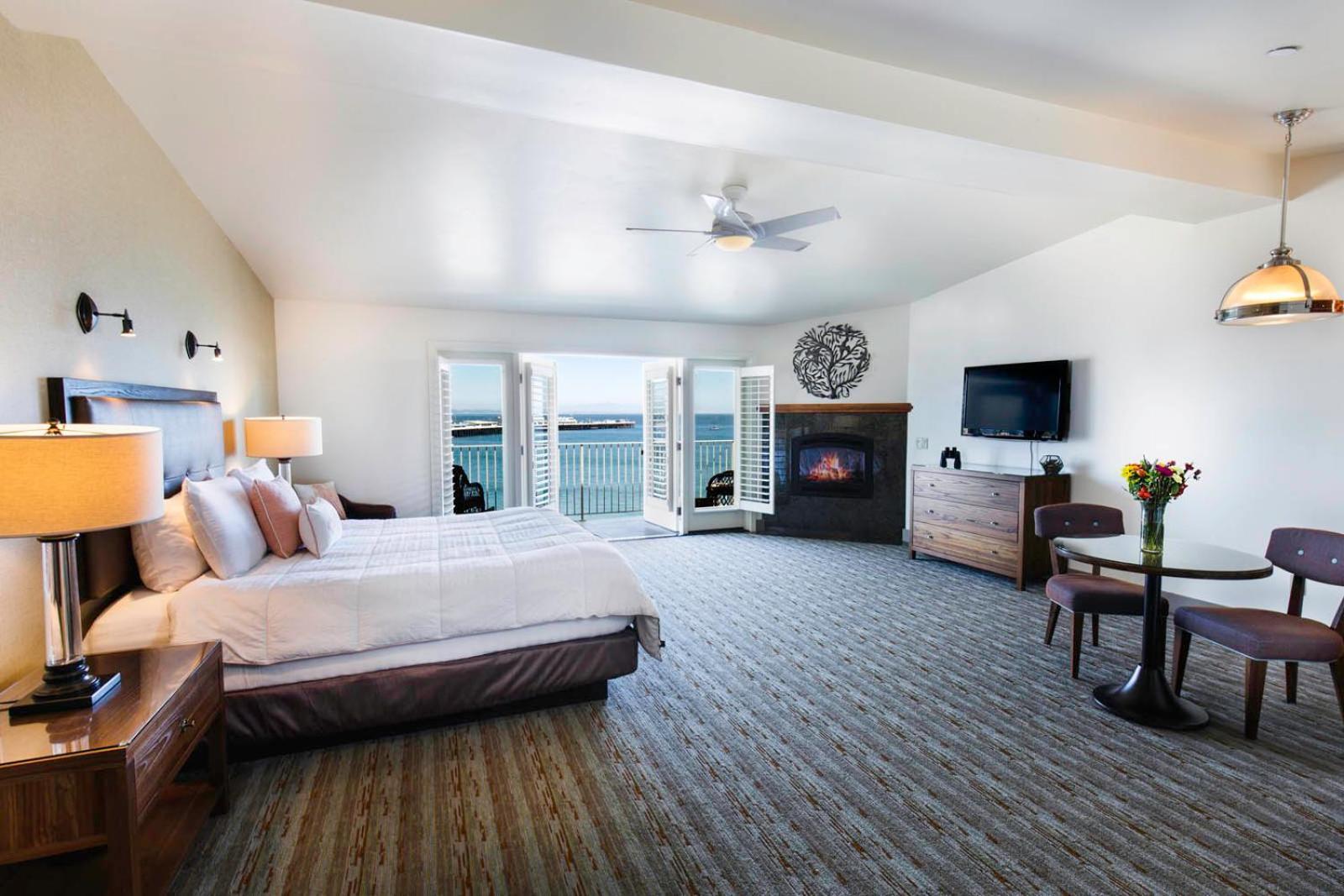 Sea & Sand Inn photo 36