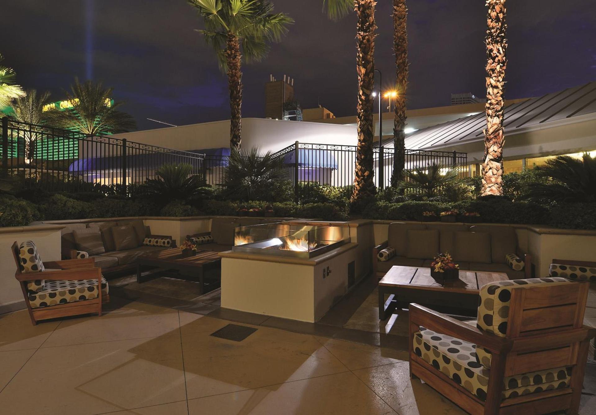 The Signature at MGM Grand - All Suites photo 36