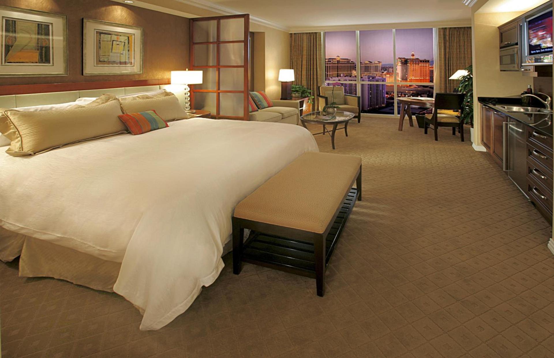 The Signature at MGM Grand - All Suites photo 9