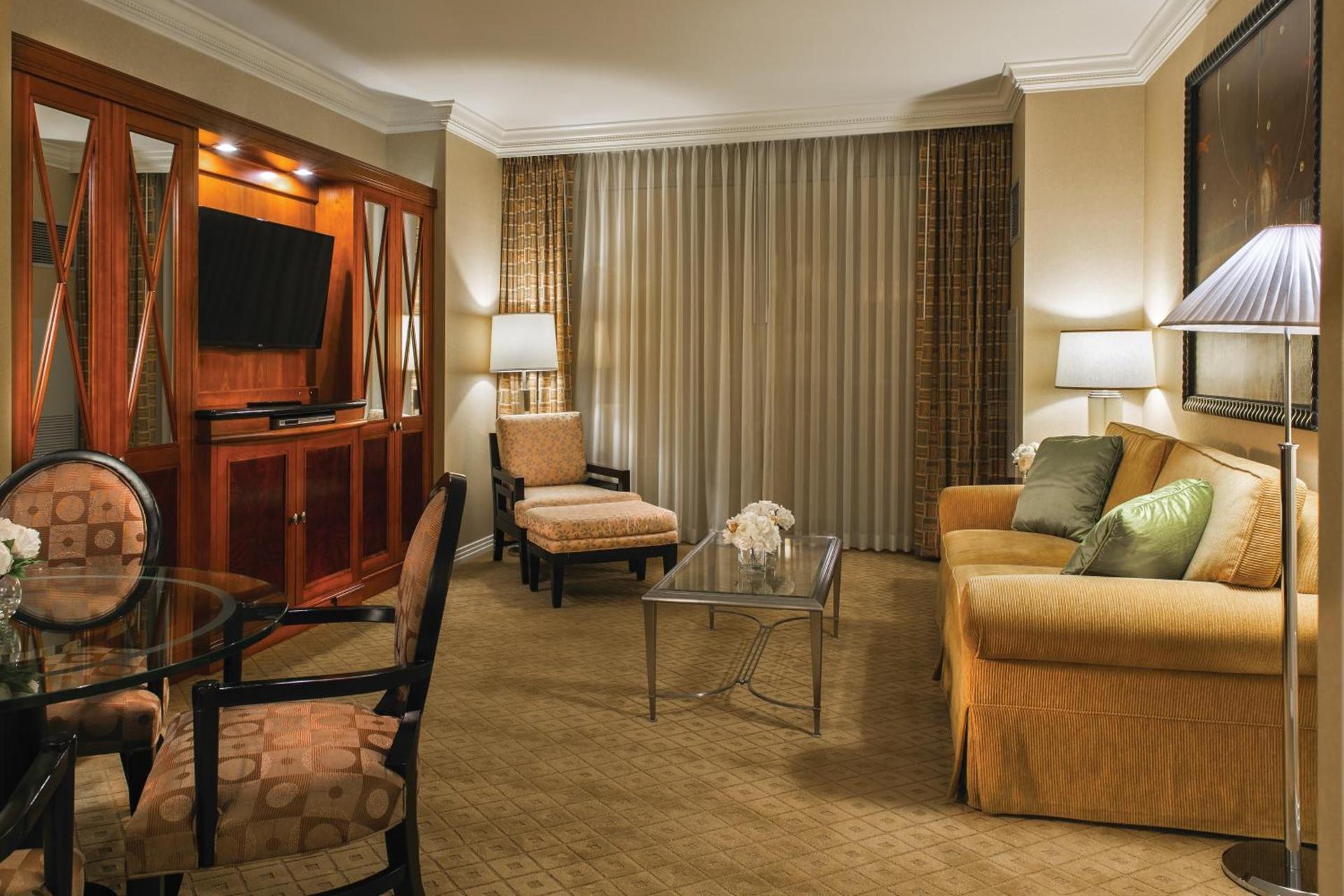 The Signature at MGM Grand - All Suites photo 19