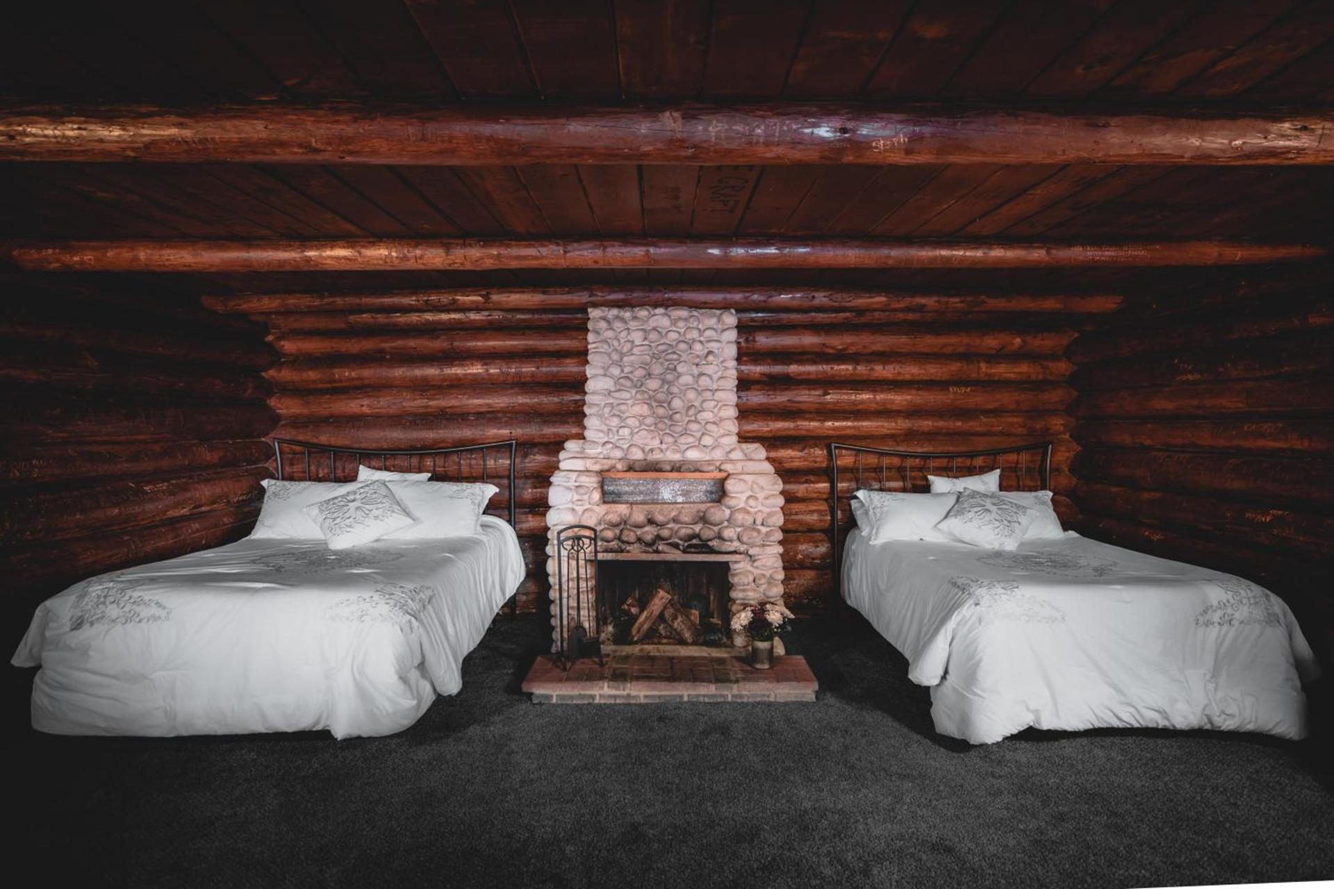 Gateway Inn & Cabins photo 48