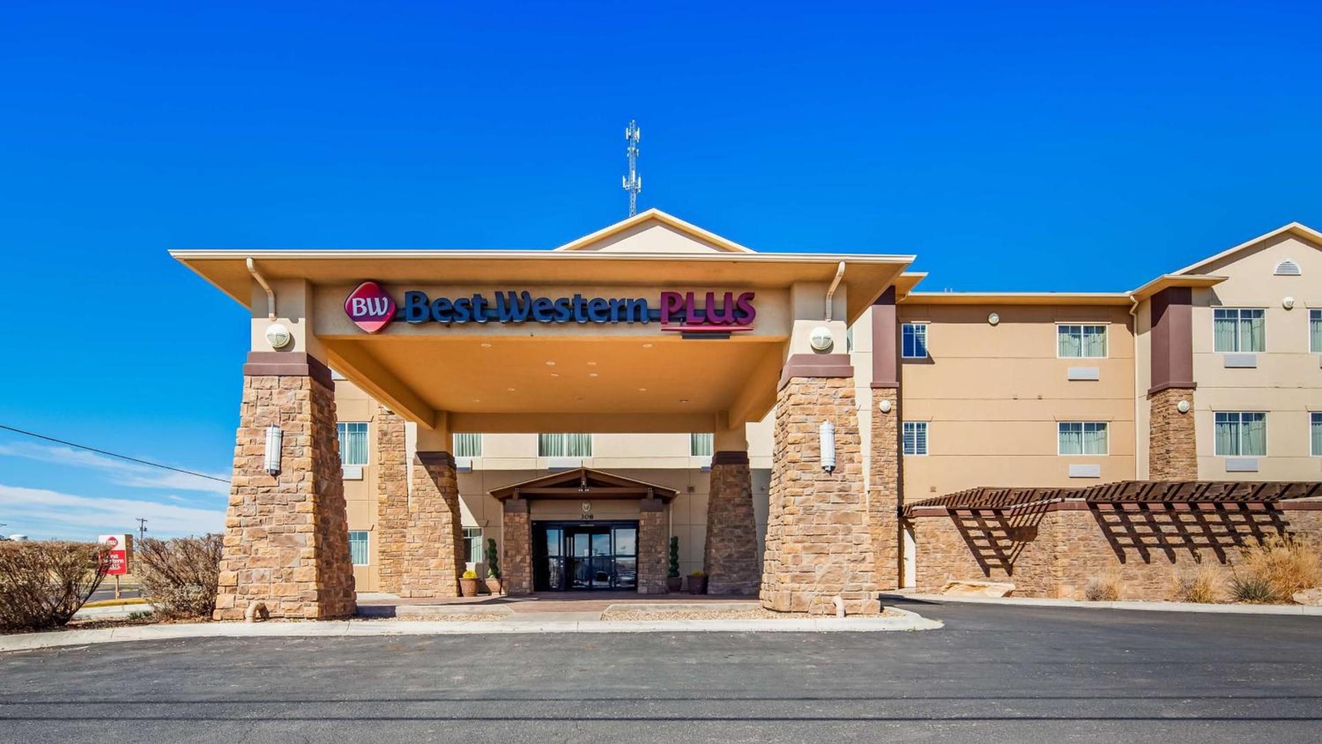 Best Western Plus Seminole Hotel & Suites photo 9