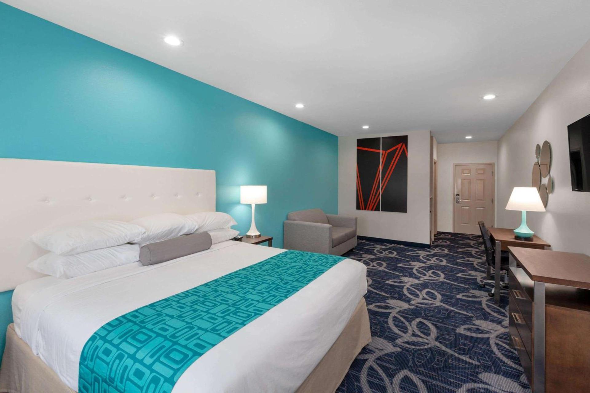 Americas Best Value Inn Houston Willowbrook photo 11