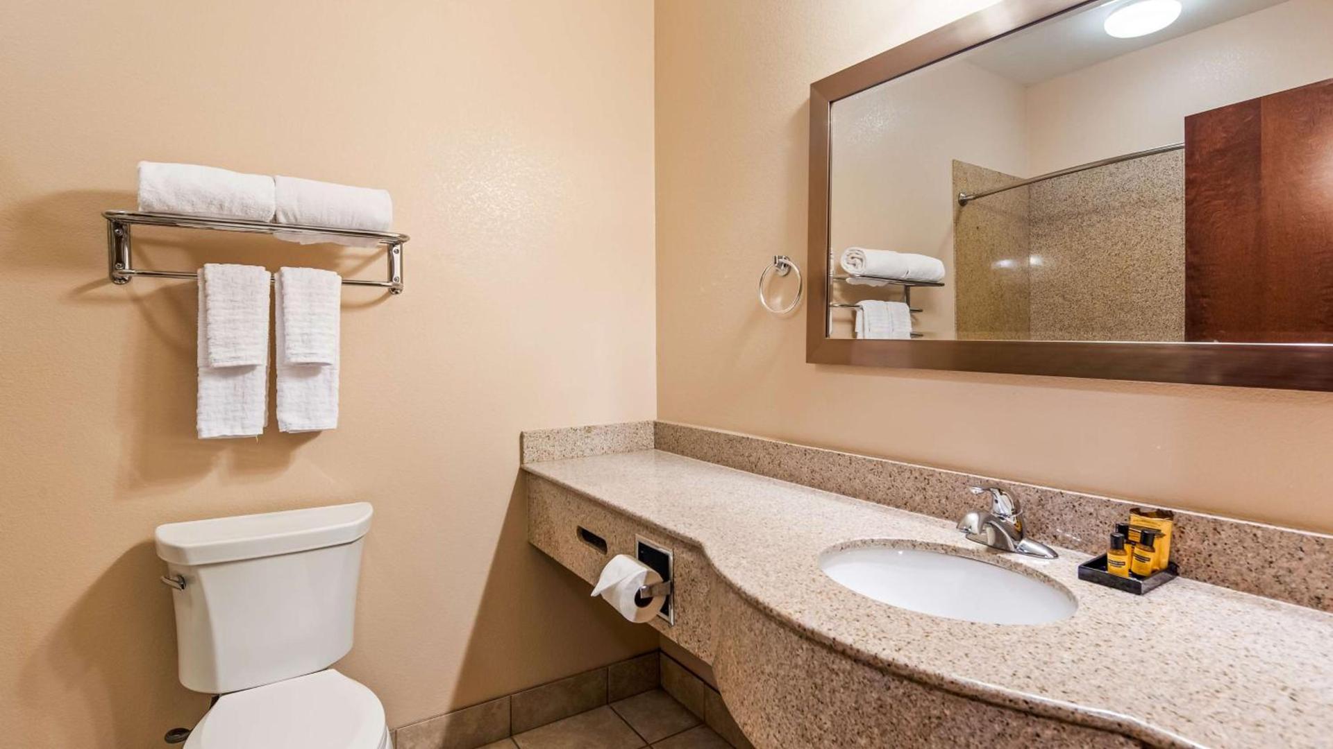 Best Western Plus Seminole Hotel & Suites photo 19