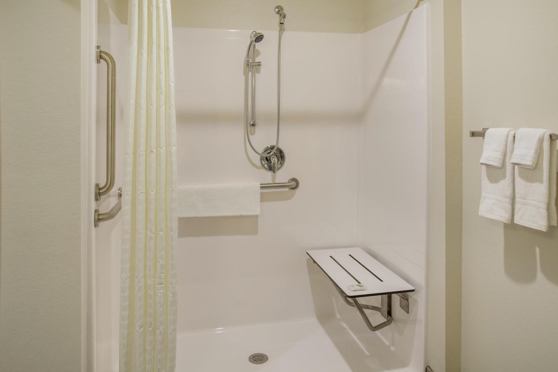 Cobblestone Inn and Suites - Ashland photo 8