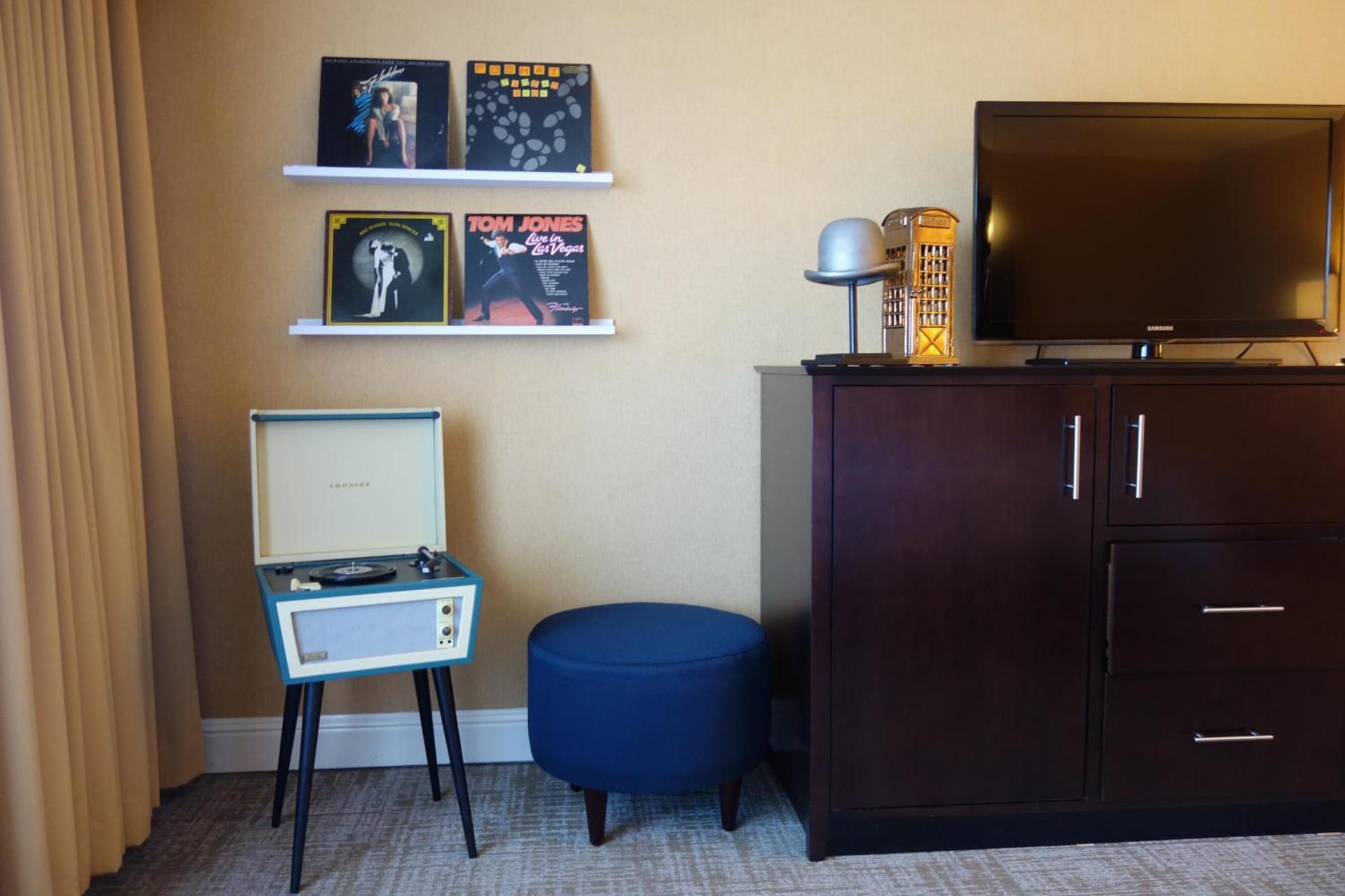 The Dylan Hotel at SFO photo 51